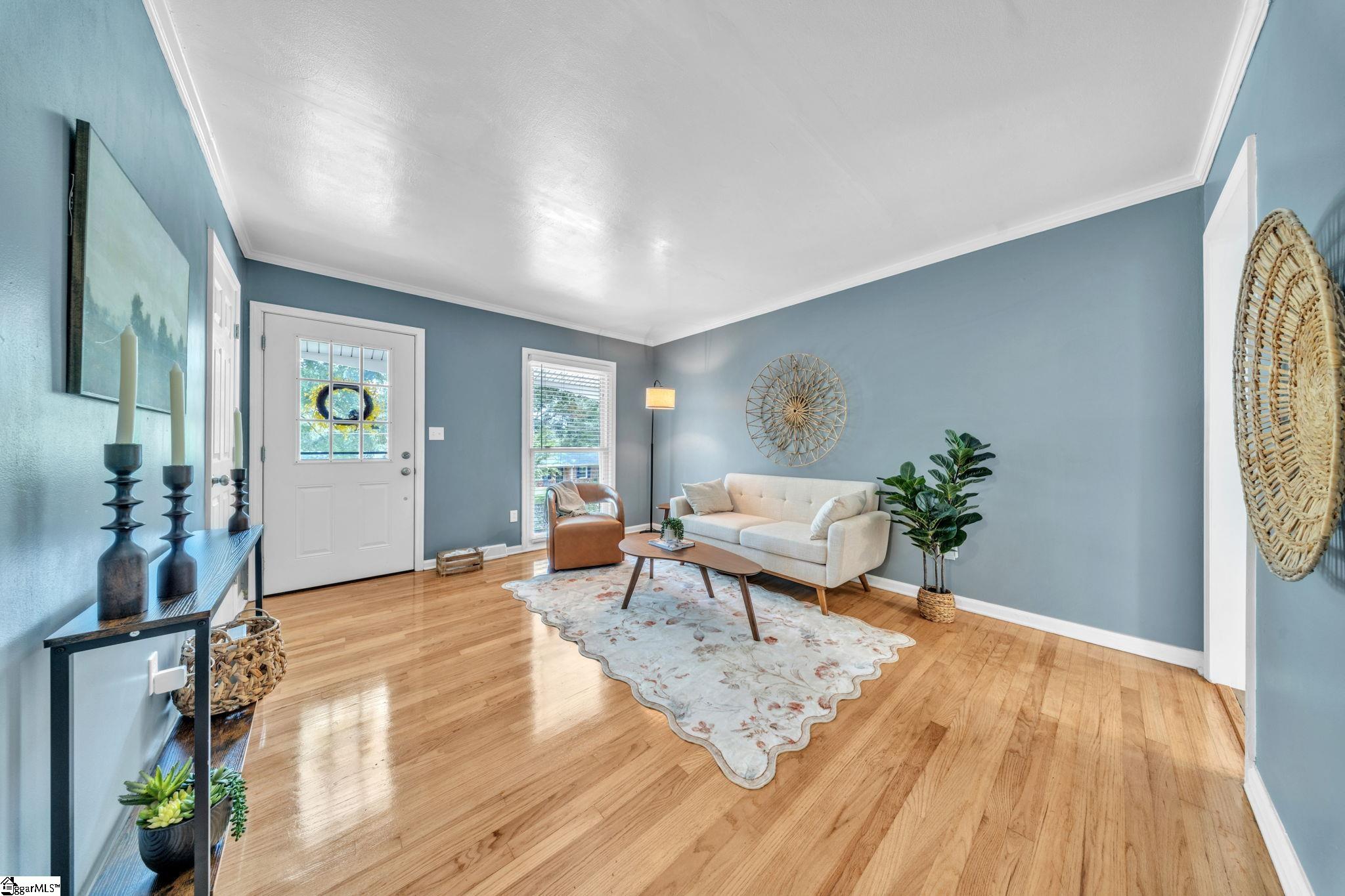 119 W Montclair Avenue Property Photo 7