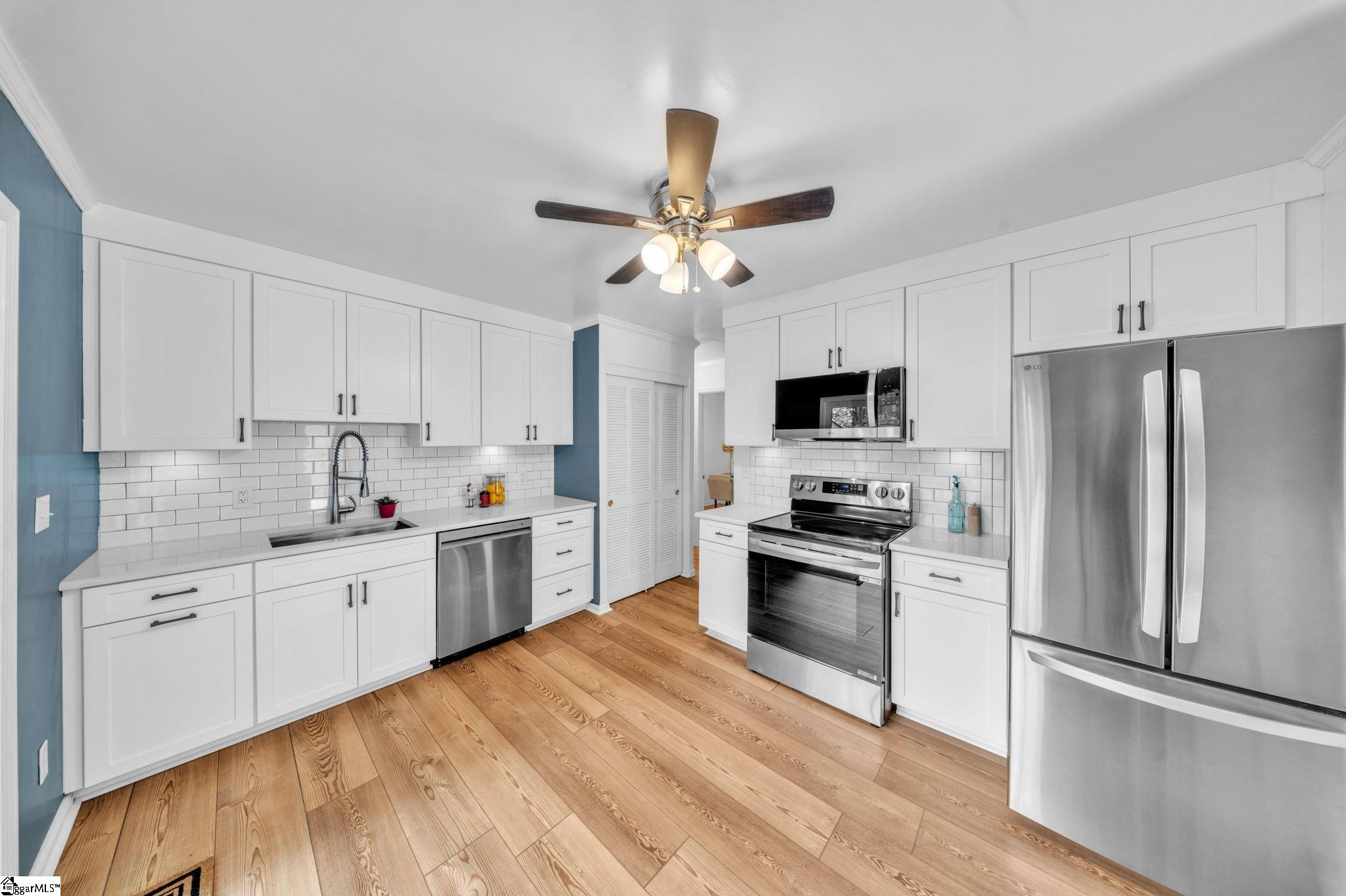 119 W Montclair Avenue Property Photo 8