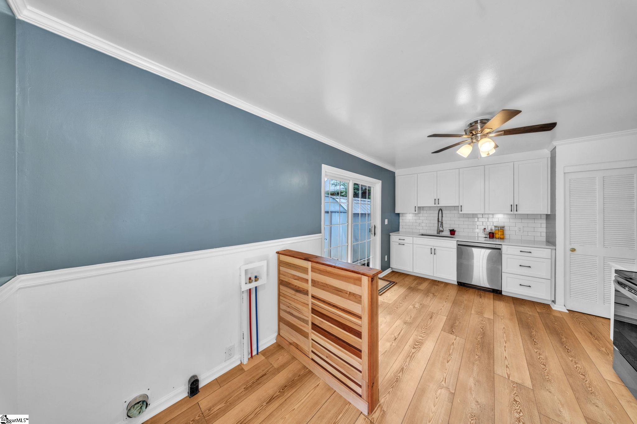 119 W Montclair Avenue Property Photo 9