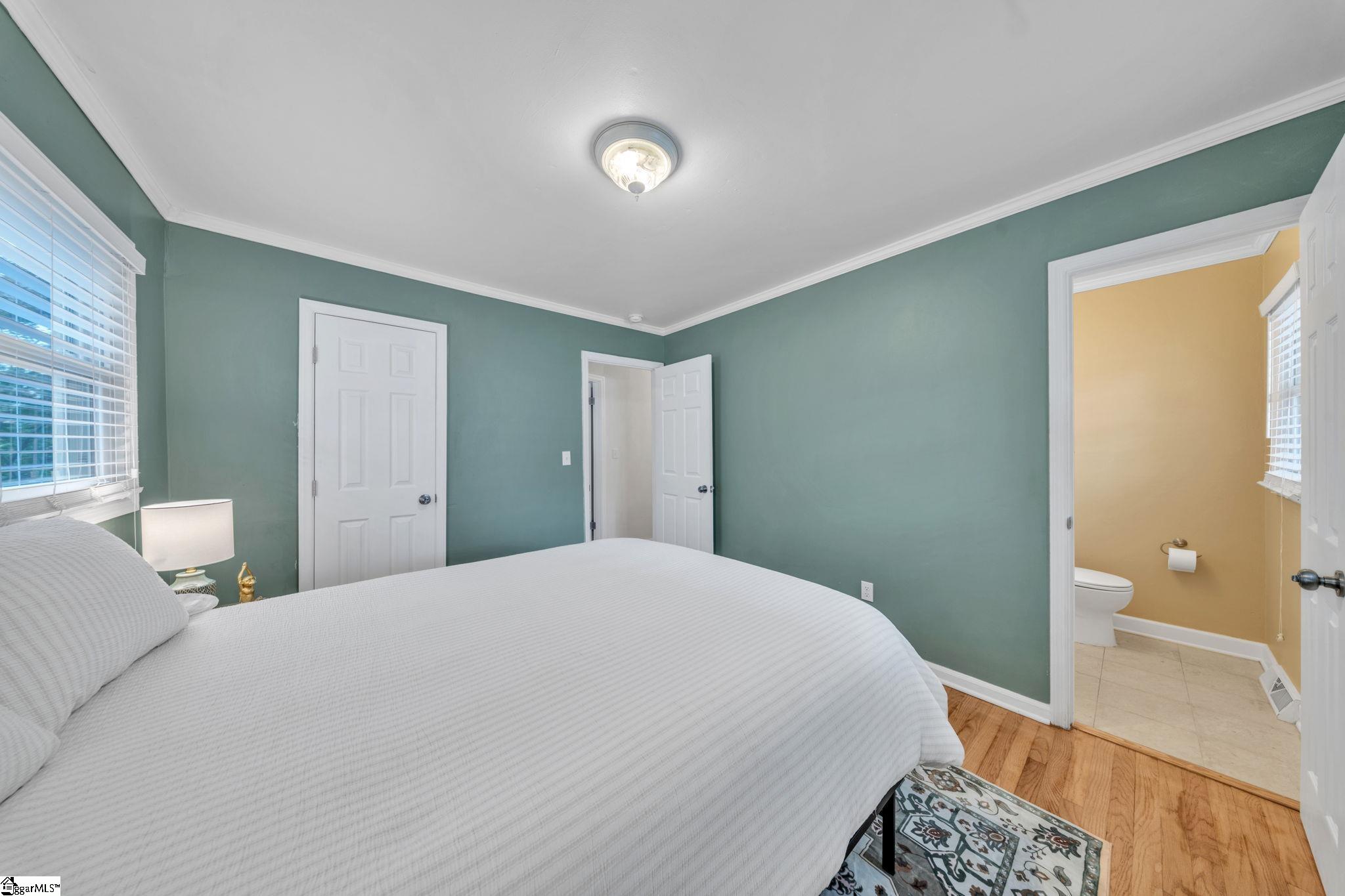 119 W Montclair Avenue Property Photo 16