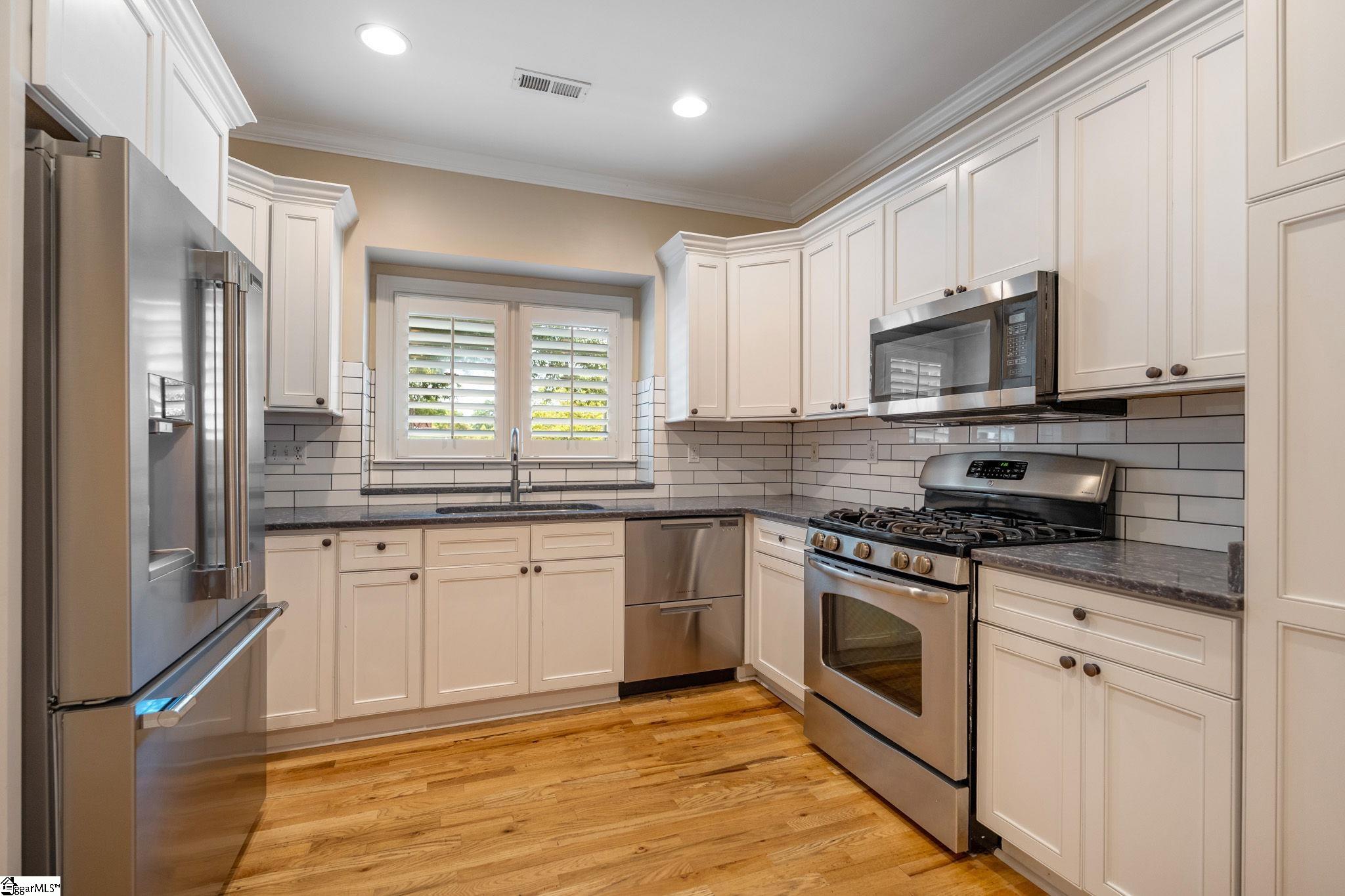 4 Cureton Street Property Photo 7