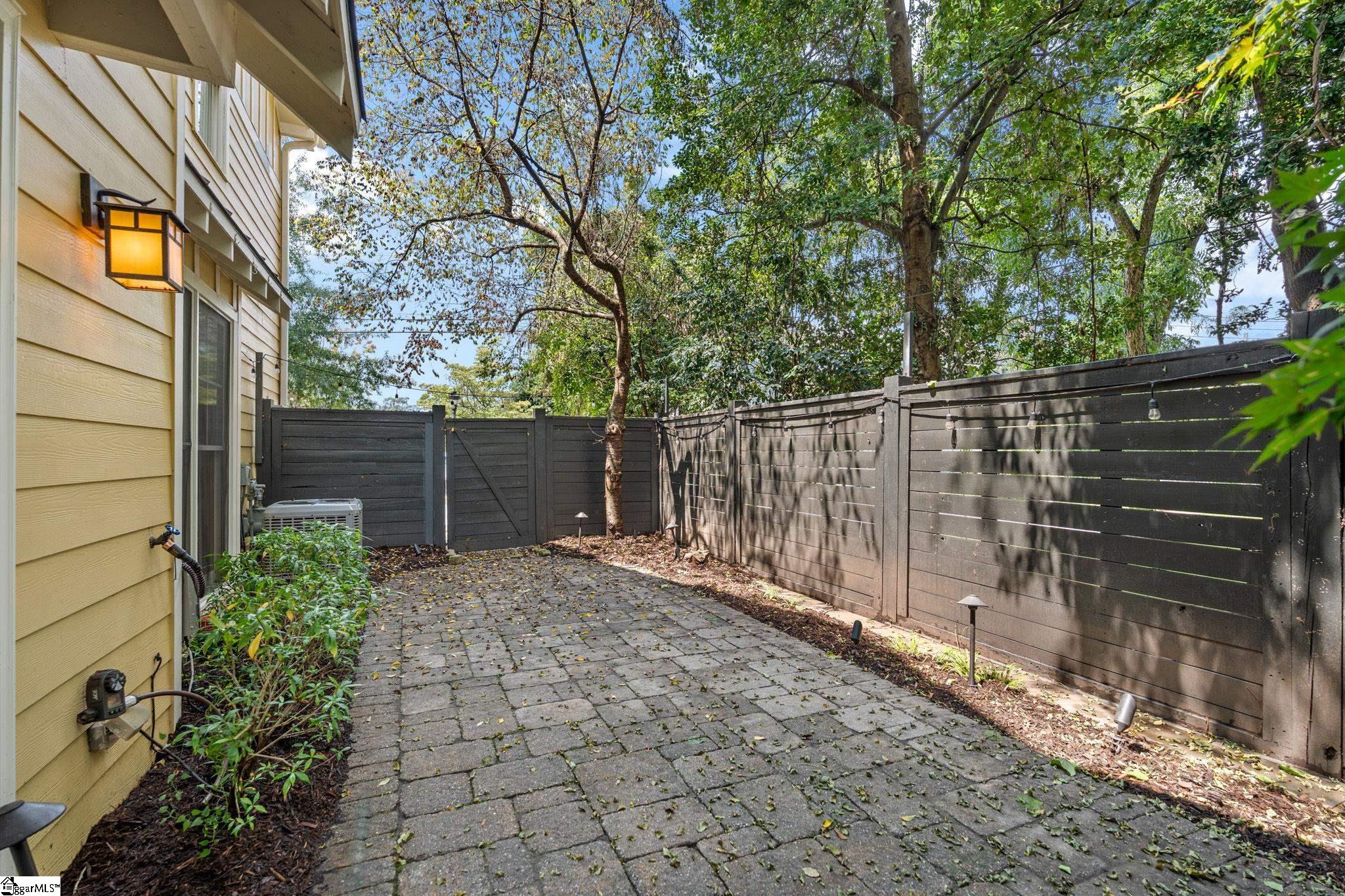 4 Cureton Street Property Photo 21