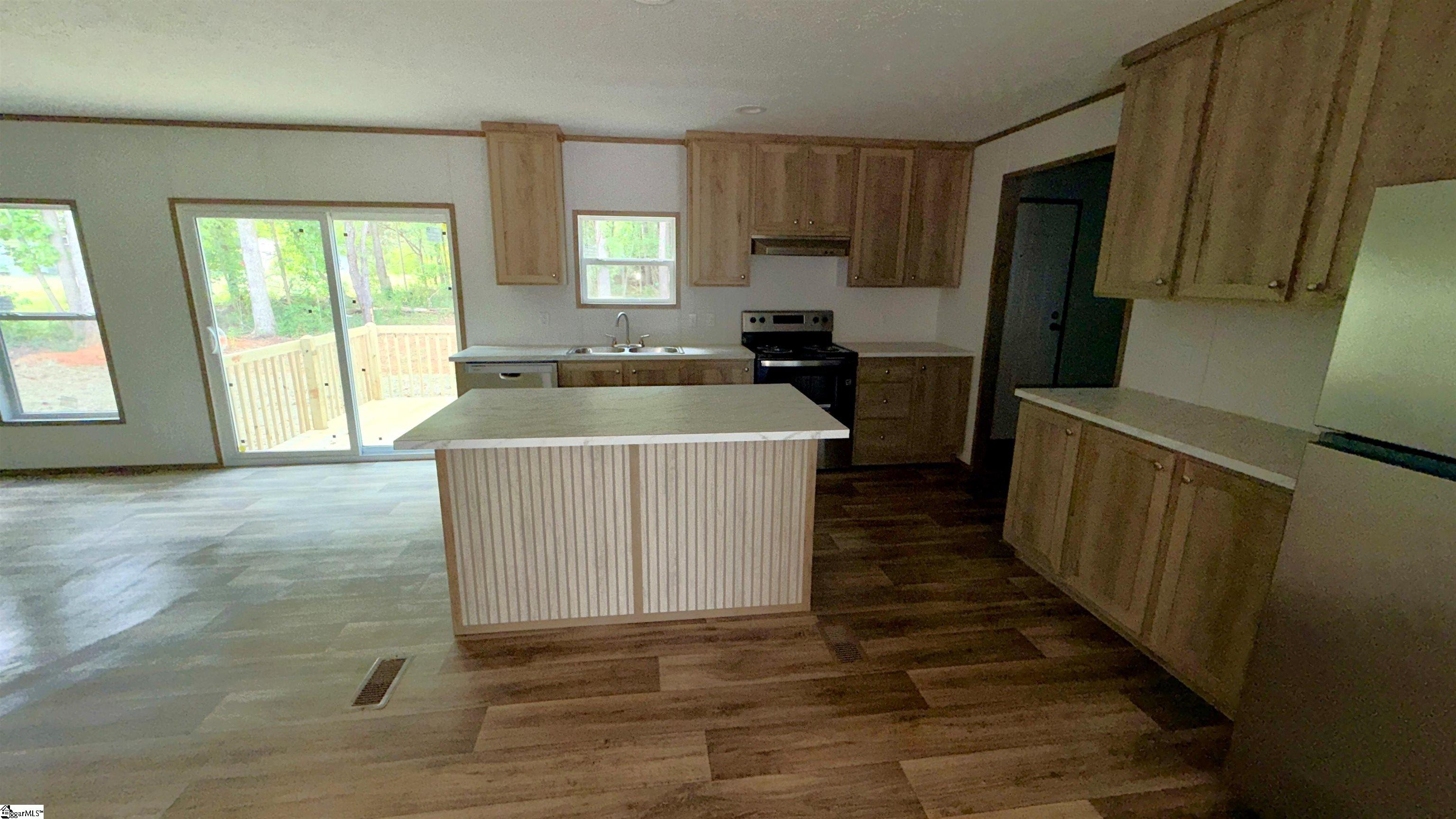 67 Carroll Drive Property Photo 12