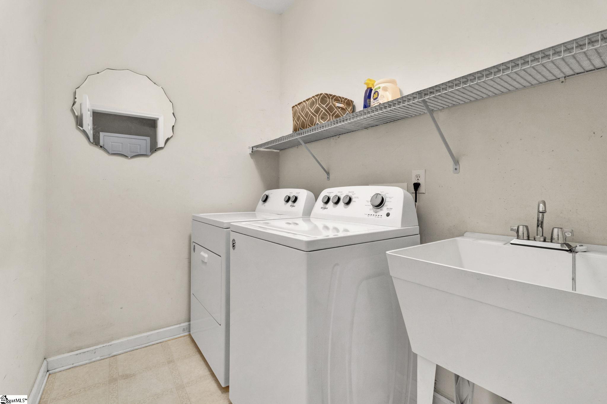 4 Collier Lane Property Photo 13