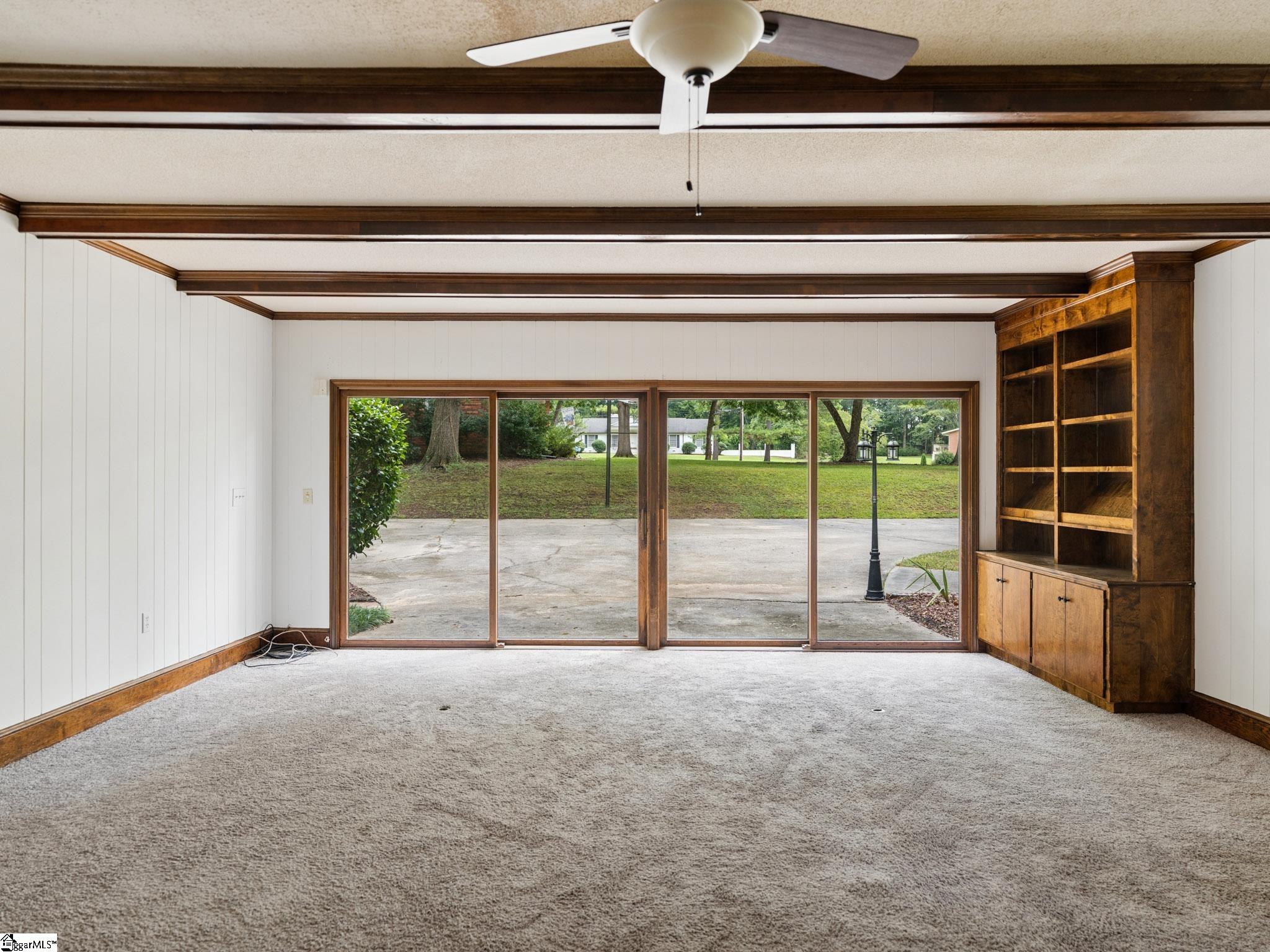 200 Sherwood Drive Property Photo 19
