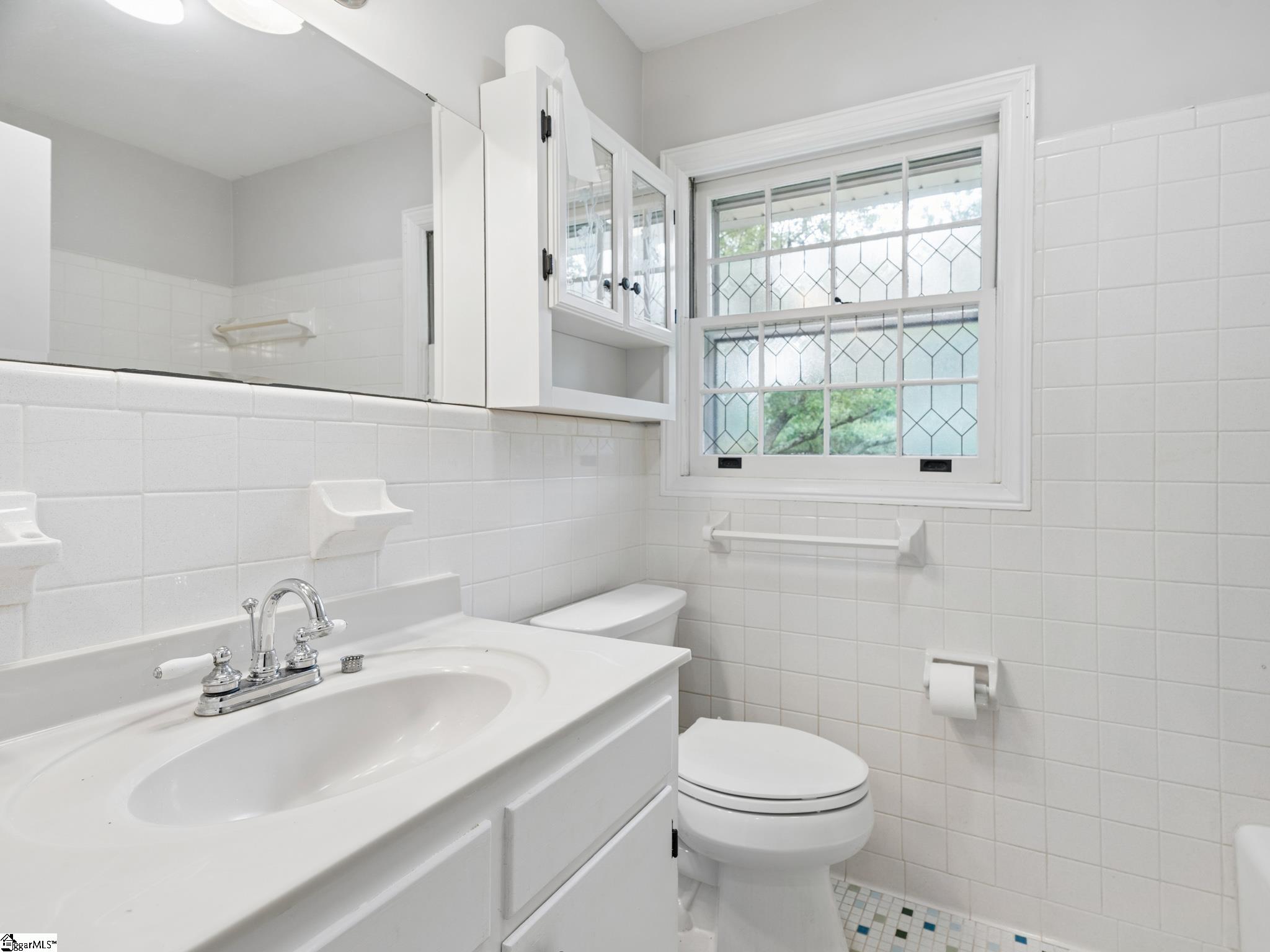 200 Sherwood Drive Property Photo 26