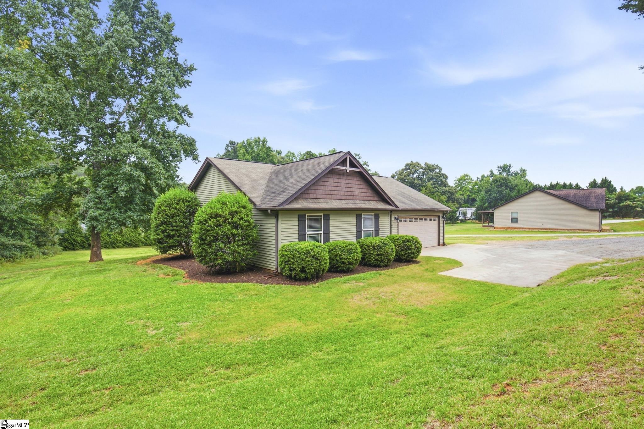 2180 Tigerville Road Property Photo 2