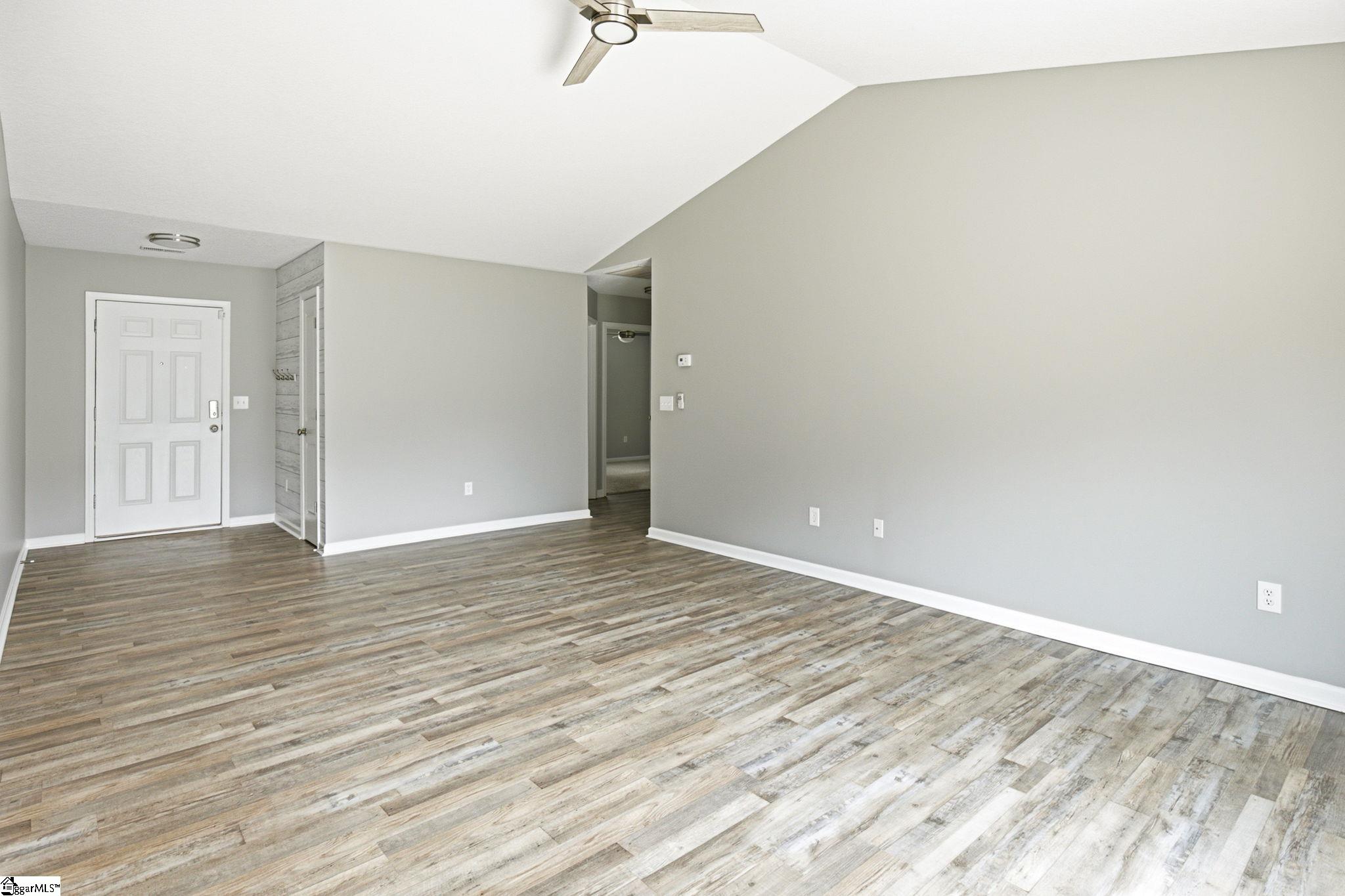 2180 Tigerville Road Property Photo 9
