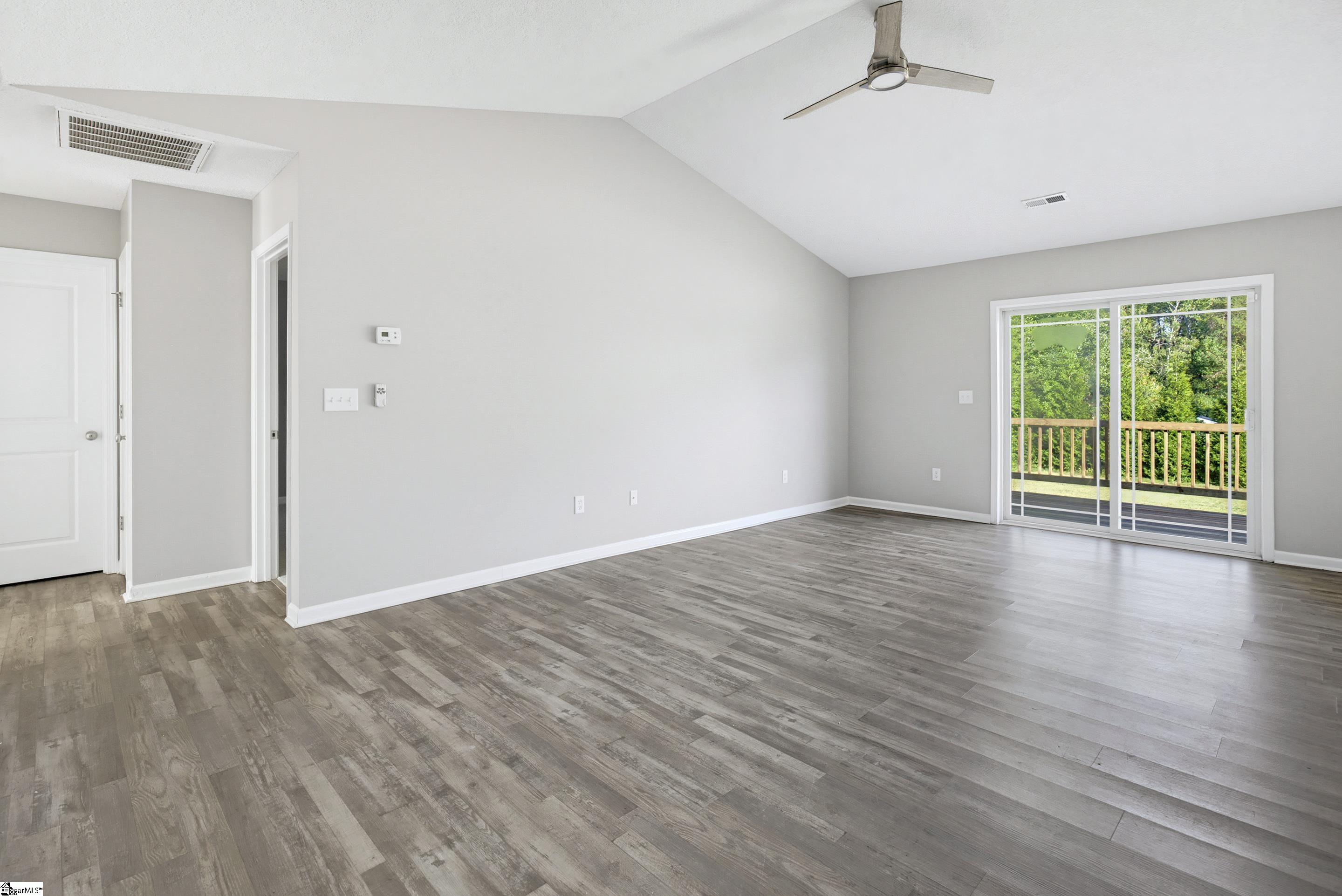 2180 Tigerville Road Property Photo 10