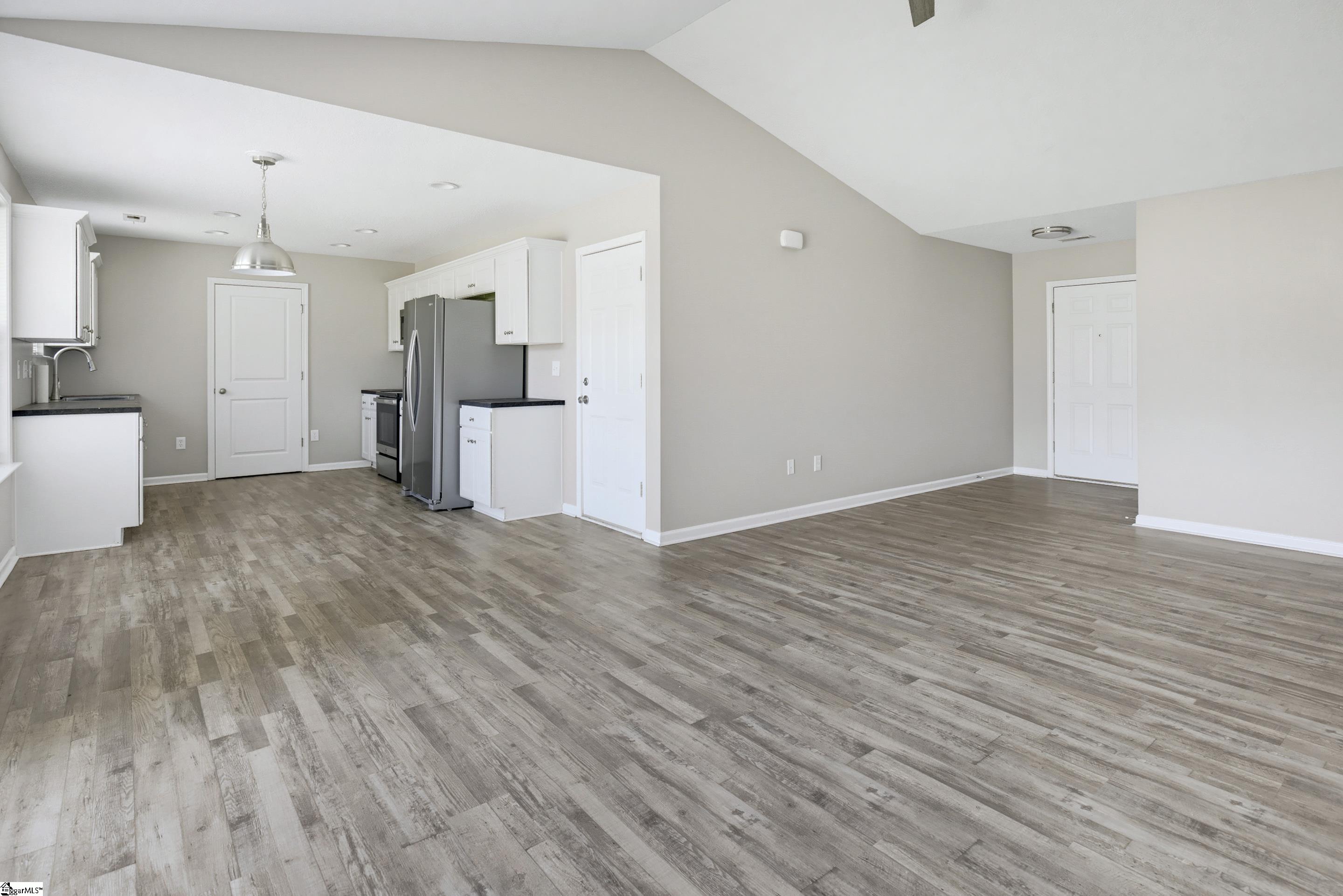 2180 Tigerville Road Property Photo 12