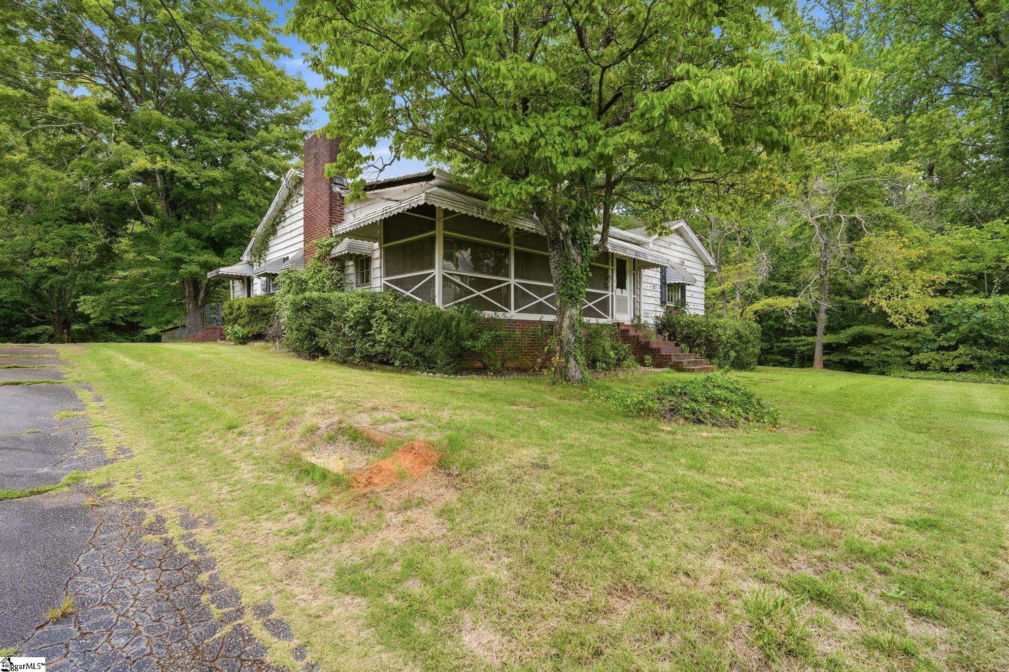 129 Evelyn Drive Property Photo 5
