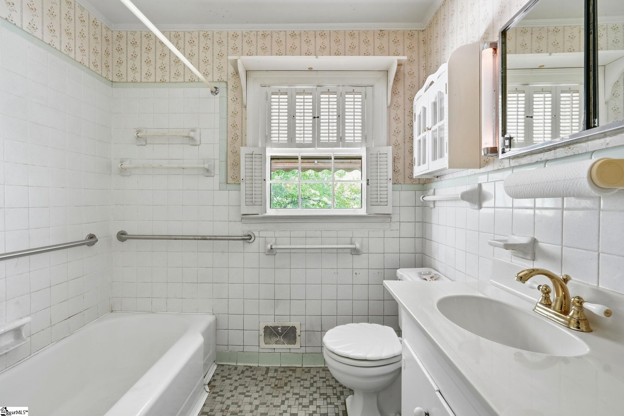 129 Evelyn Drive Property Photo 34