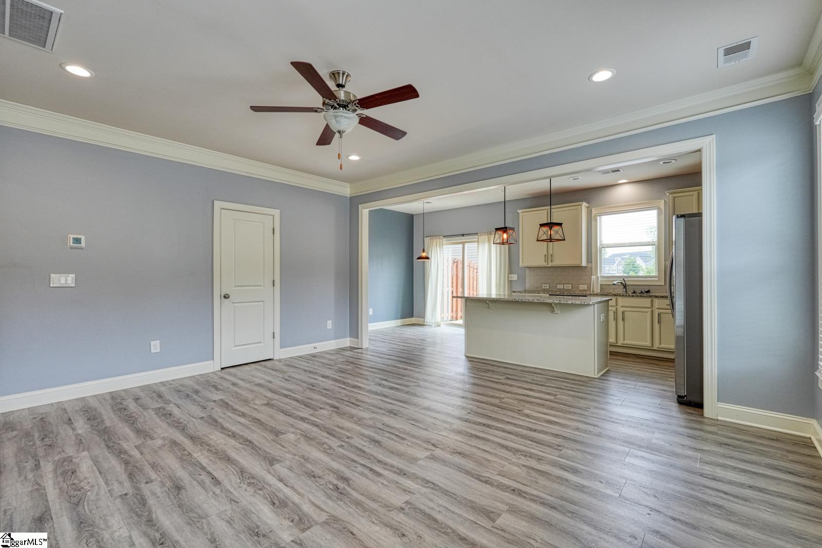 500 Milbury Way Property Photo 12