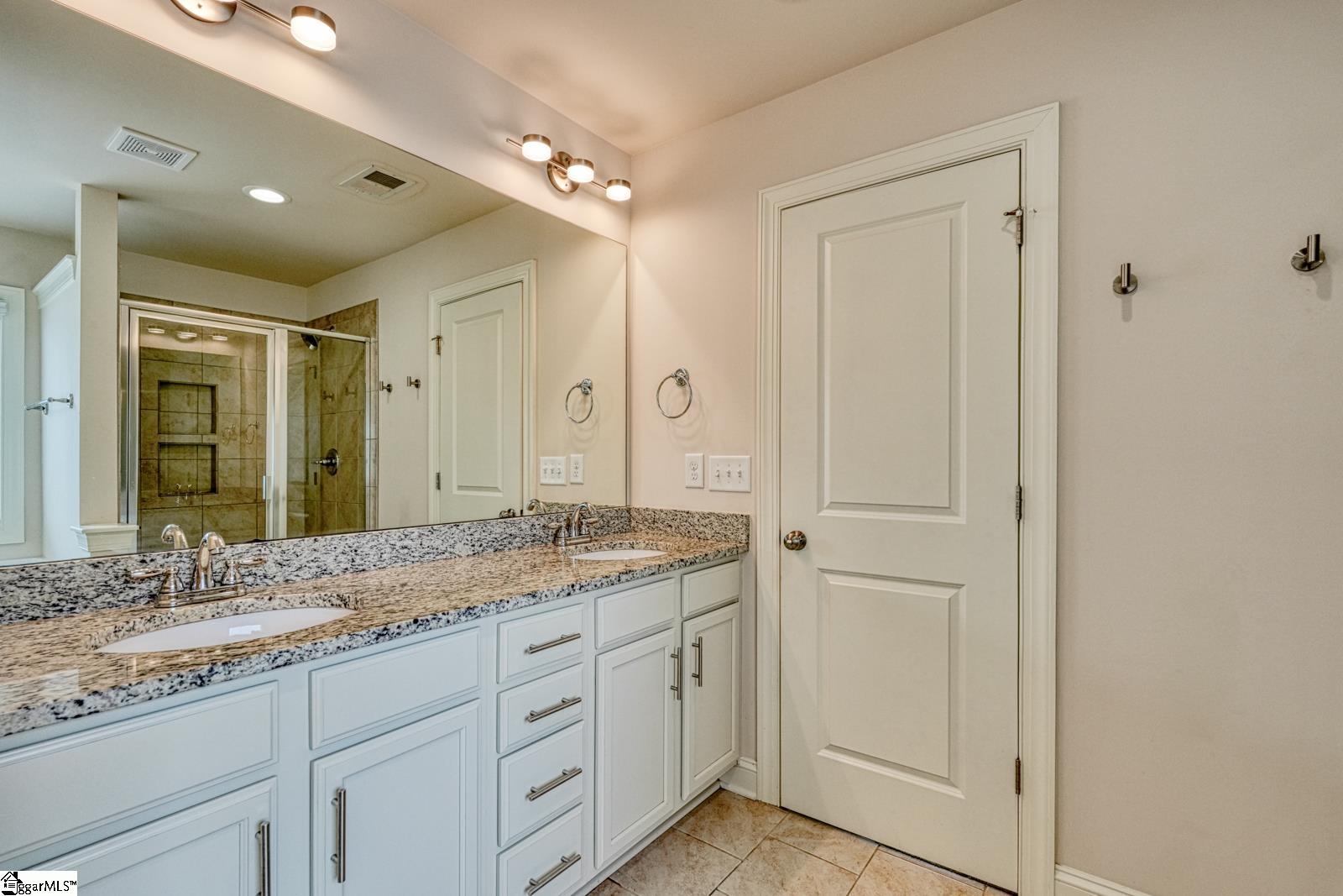 500 Milbury Way Property Photo 36