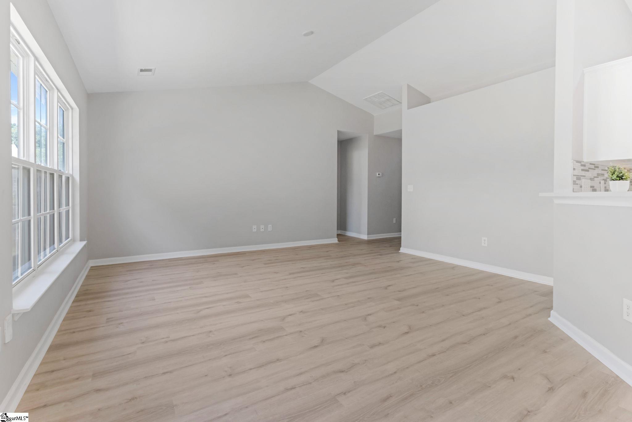 104 Becket Court Property Photo 10