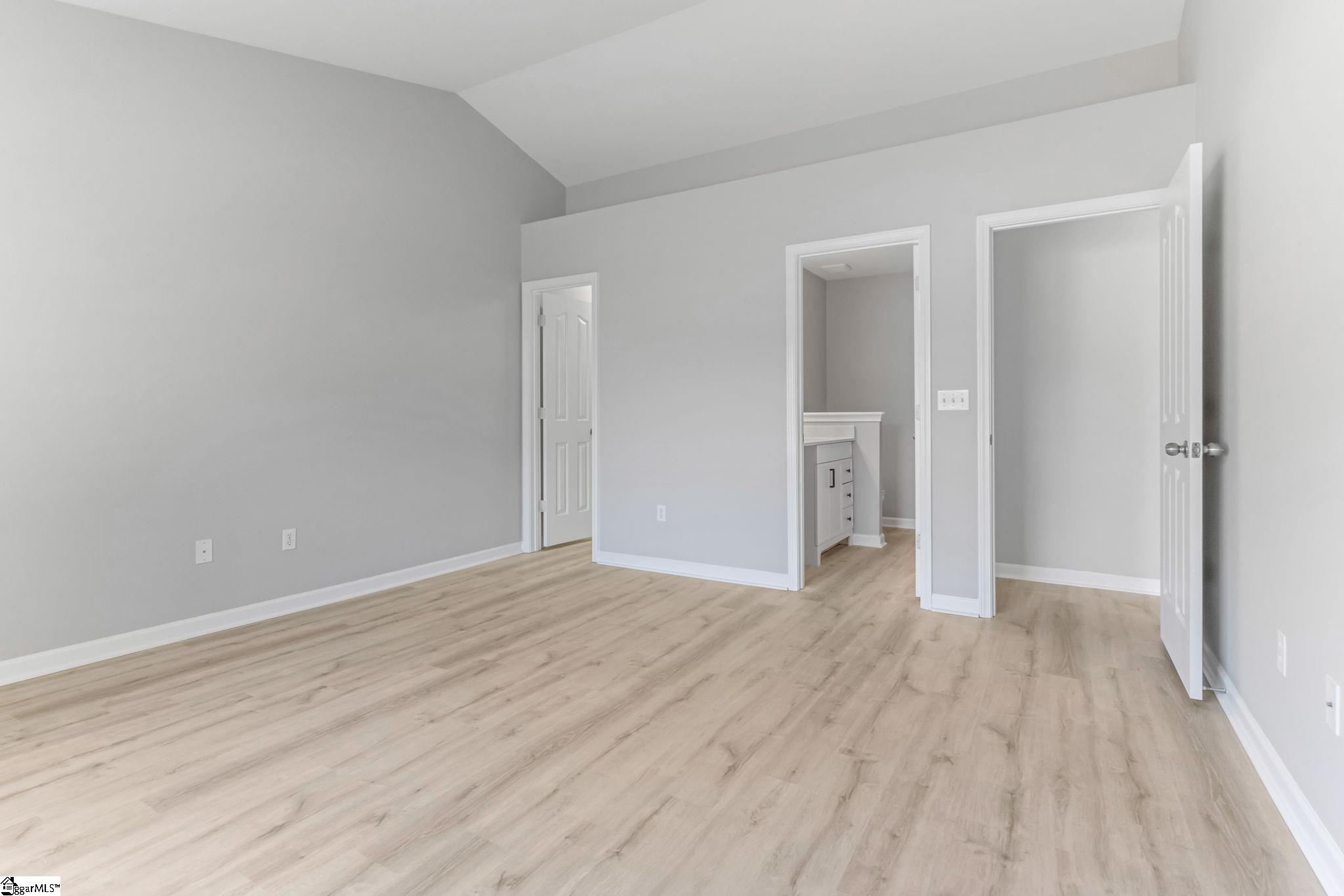 104 Becket Court Property Photo 14