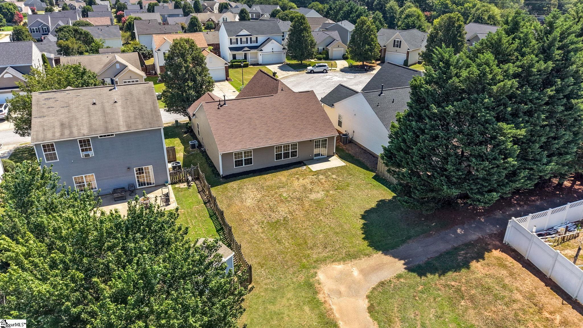 104 Becket Court Property Photo 31