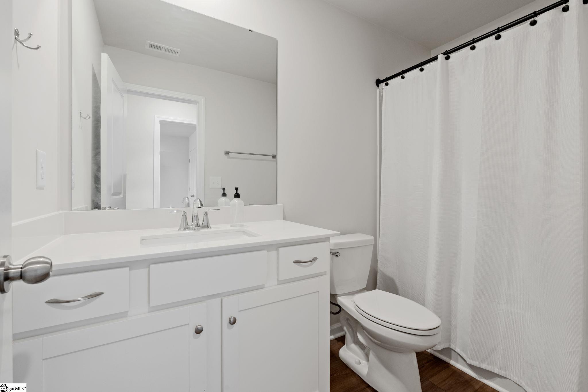 812 Harper Street Property Photo 24