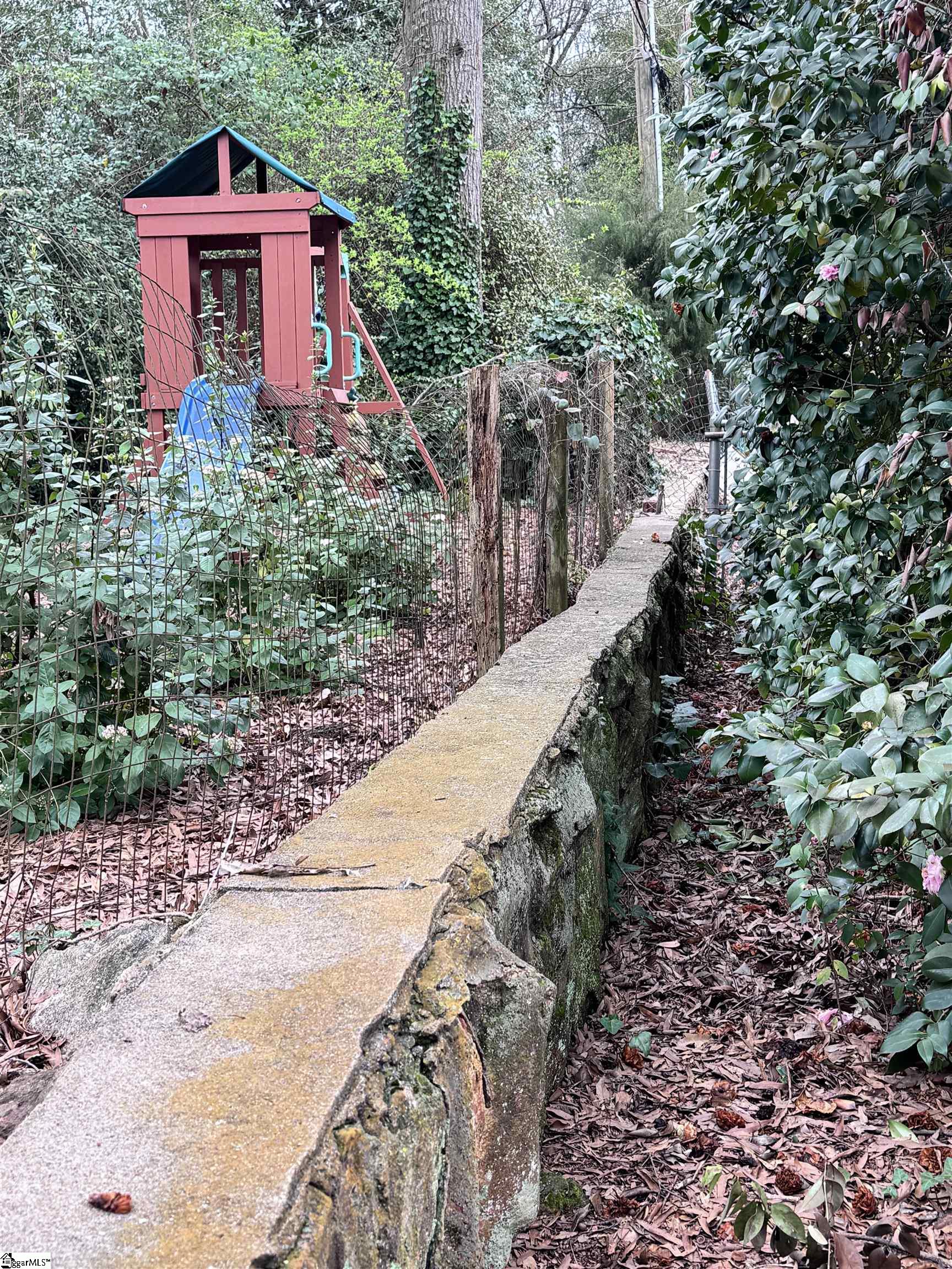 9 Kenwood Lane Property Photo 7