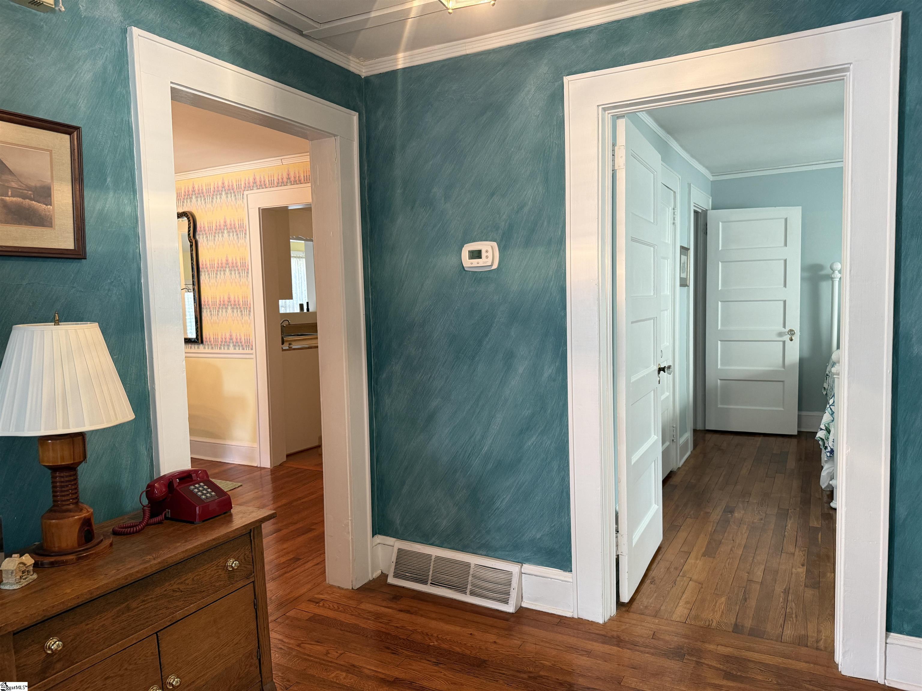 9 Kenwood Lane Property Photo 8