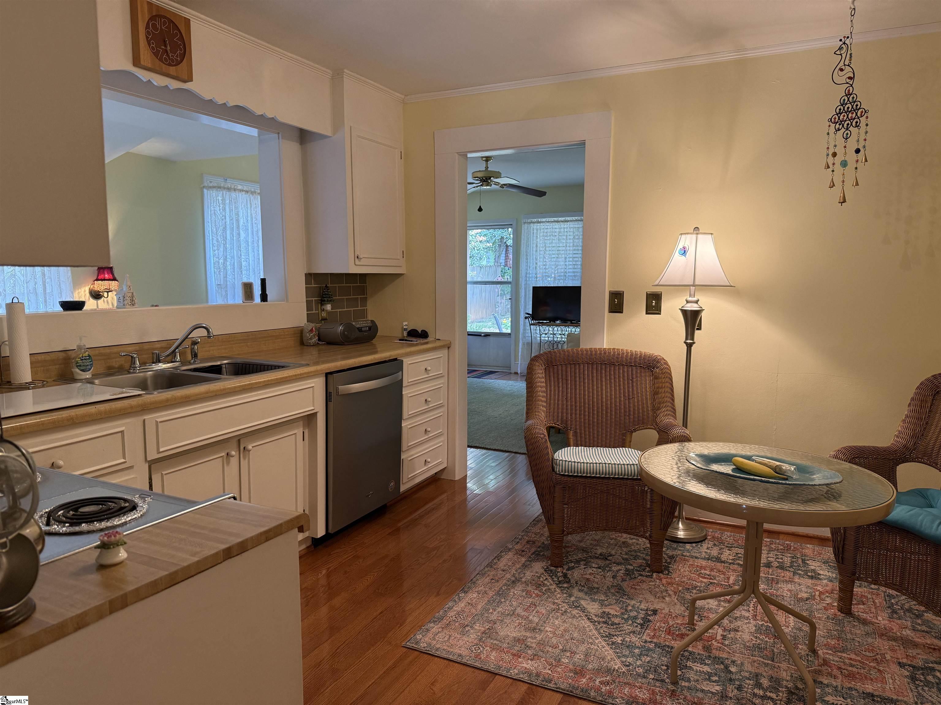 9 Kenwood Lane Property Photo 10