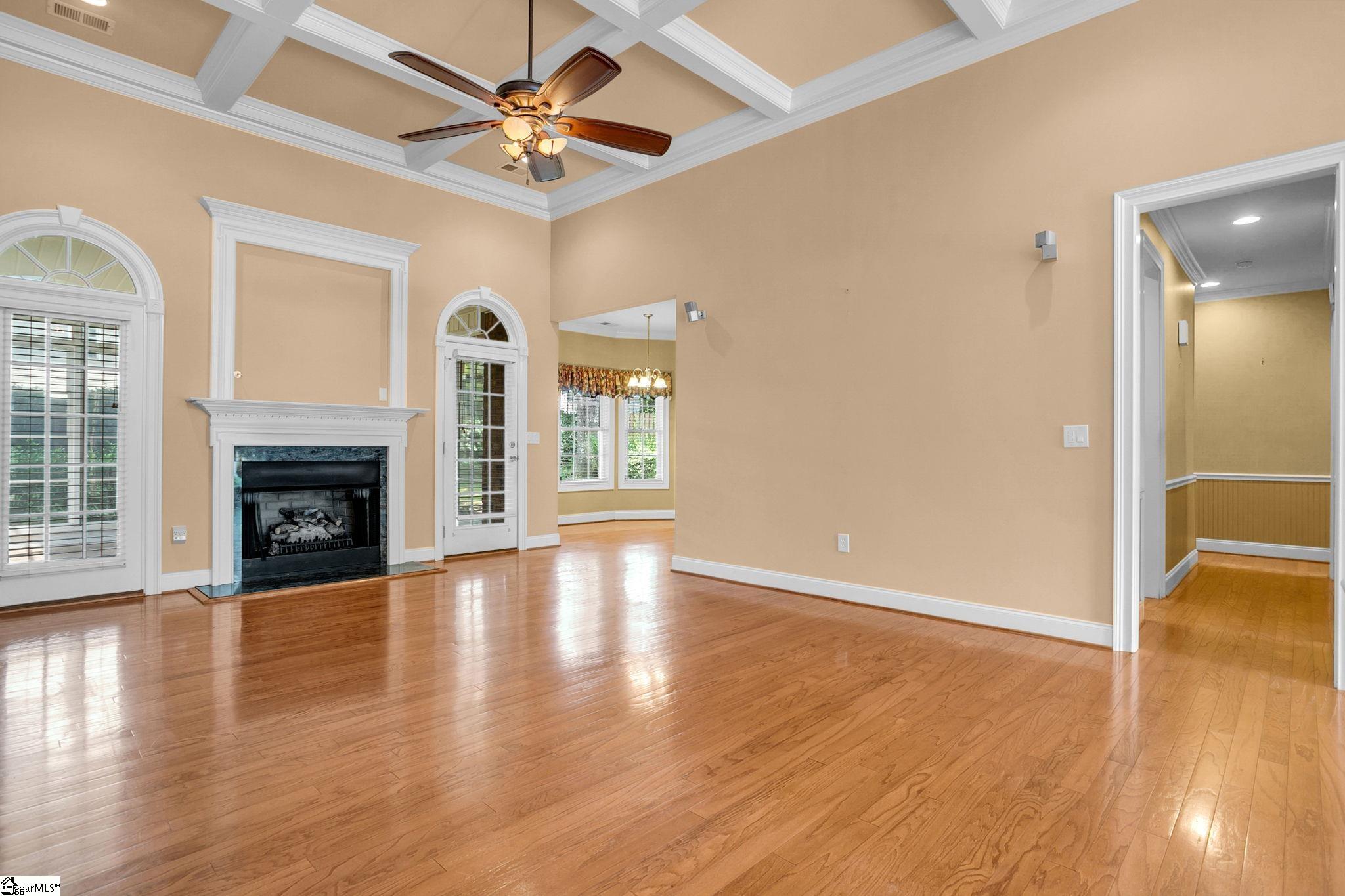 111 Clairewood Court Property Photo 6