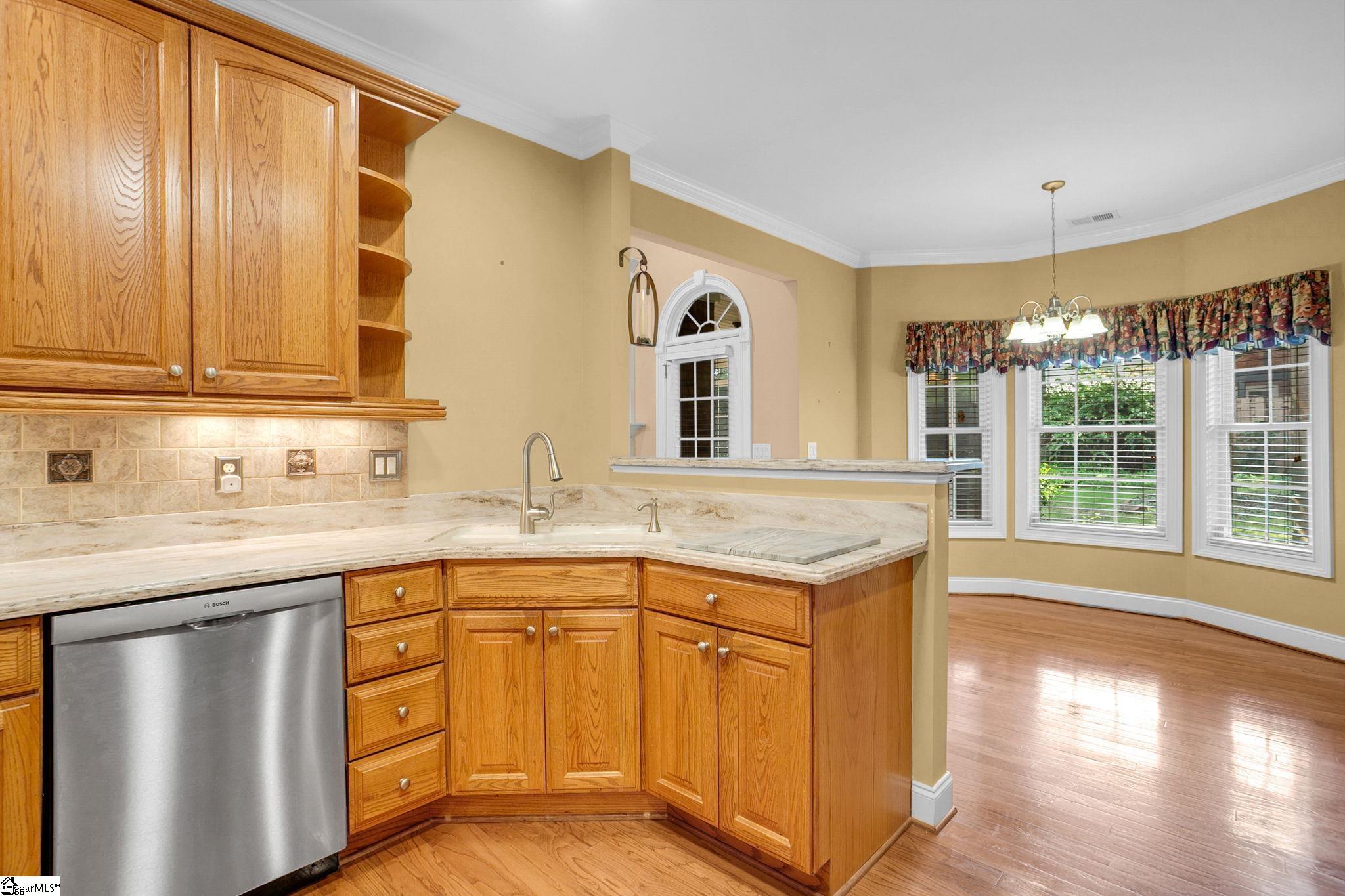111 Clairewood Court Property Photo 18
