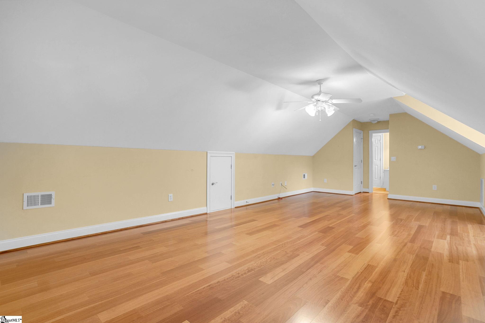 111 Clairewood Court Property Photo 39