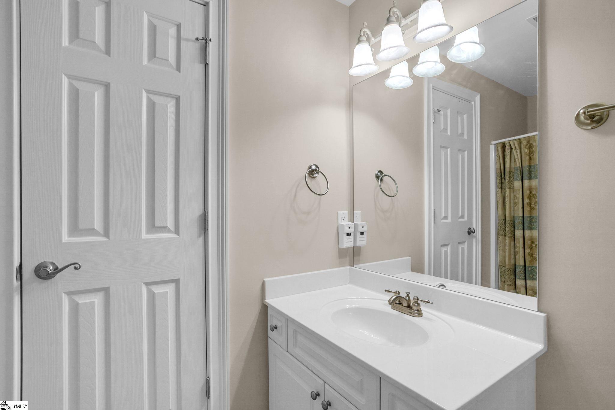 111 Clairewood Court Property Photo 40