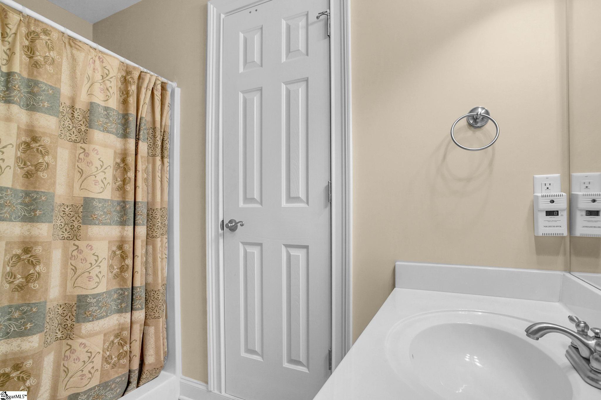 111 Clairewood Court Property Photo 41