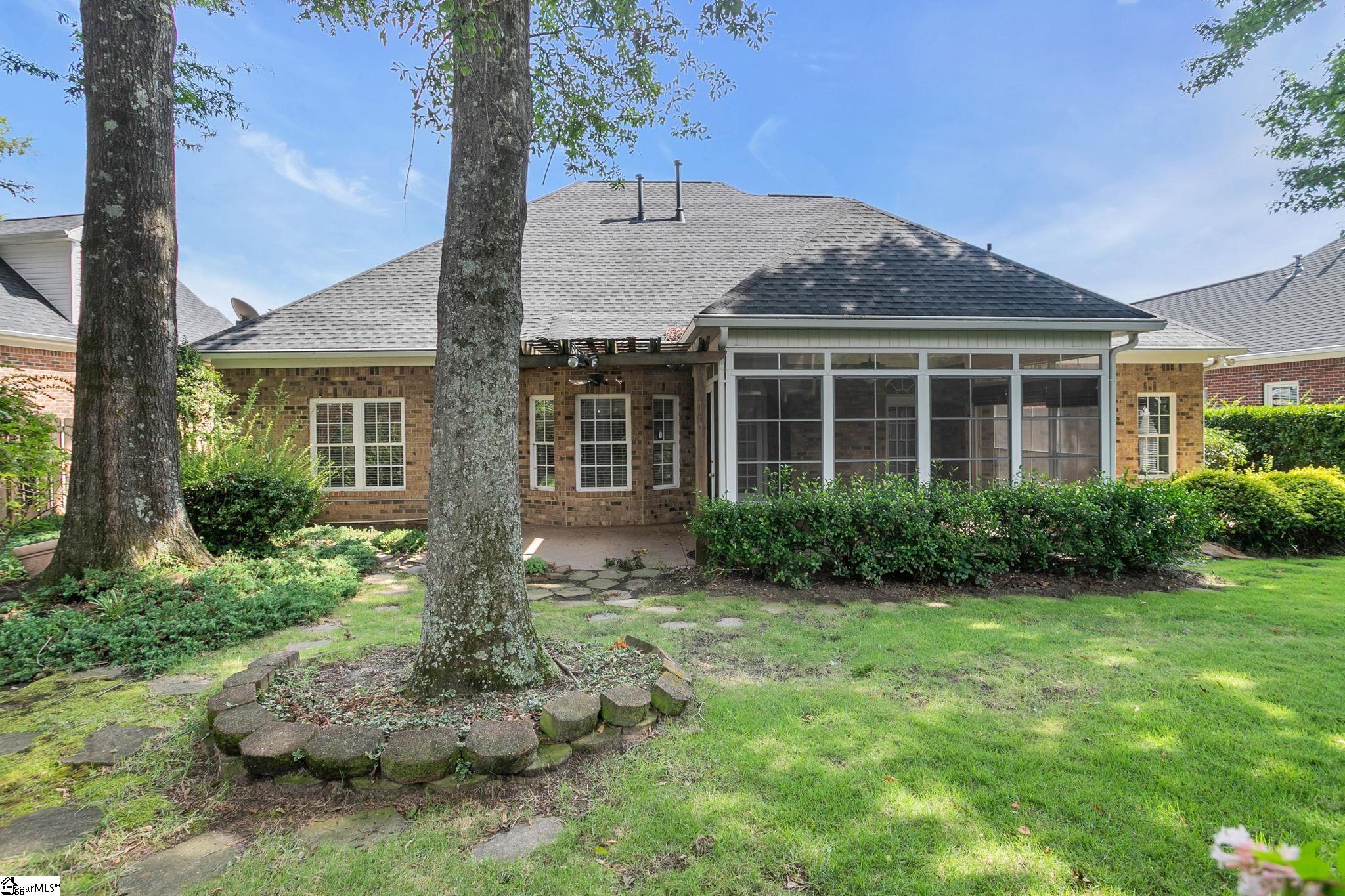 111 Clairewood Court Property Photo 43