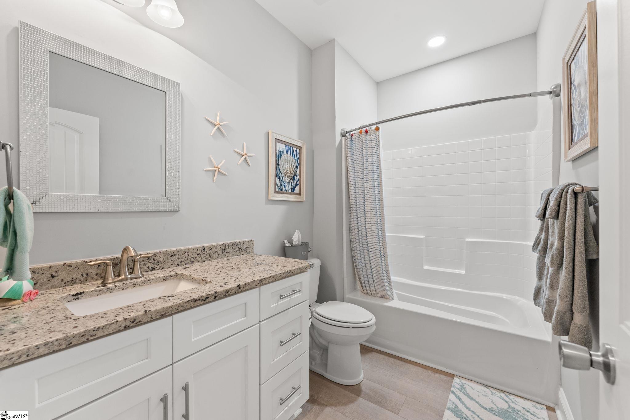 1024 Ray Costin Way Property Photo 16