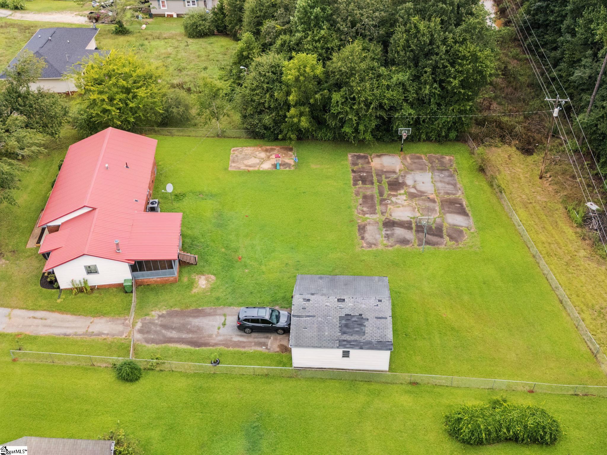 2740 Torrington Road Property Photo 25