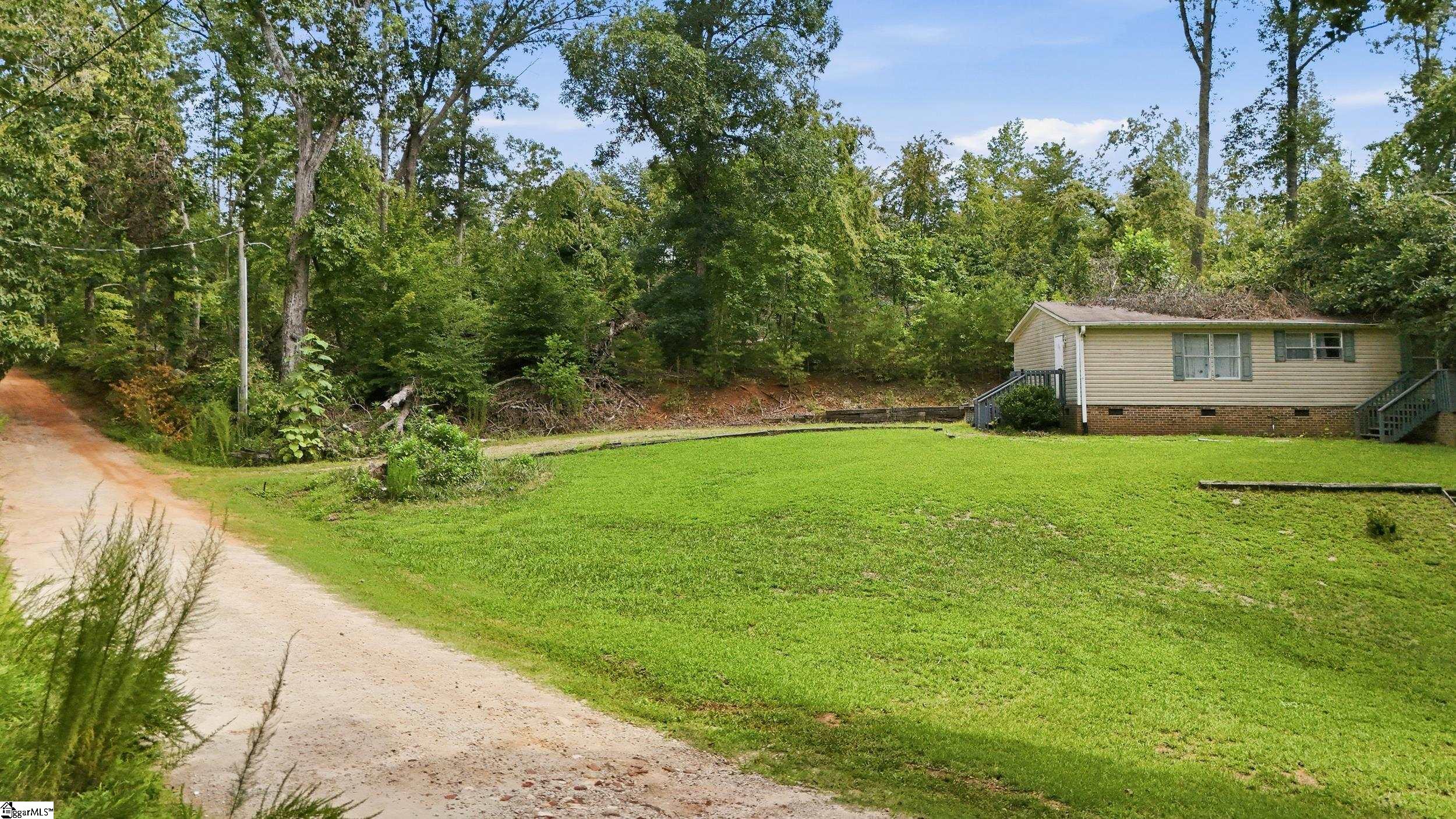 15 Fowlerville Road Property Photo 1