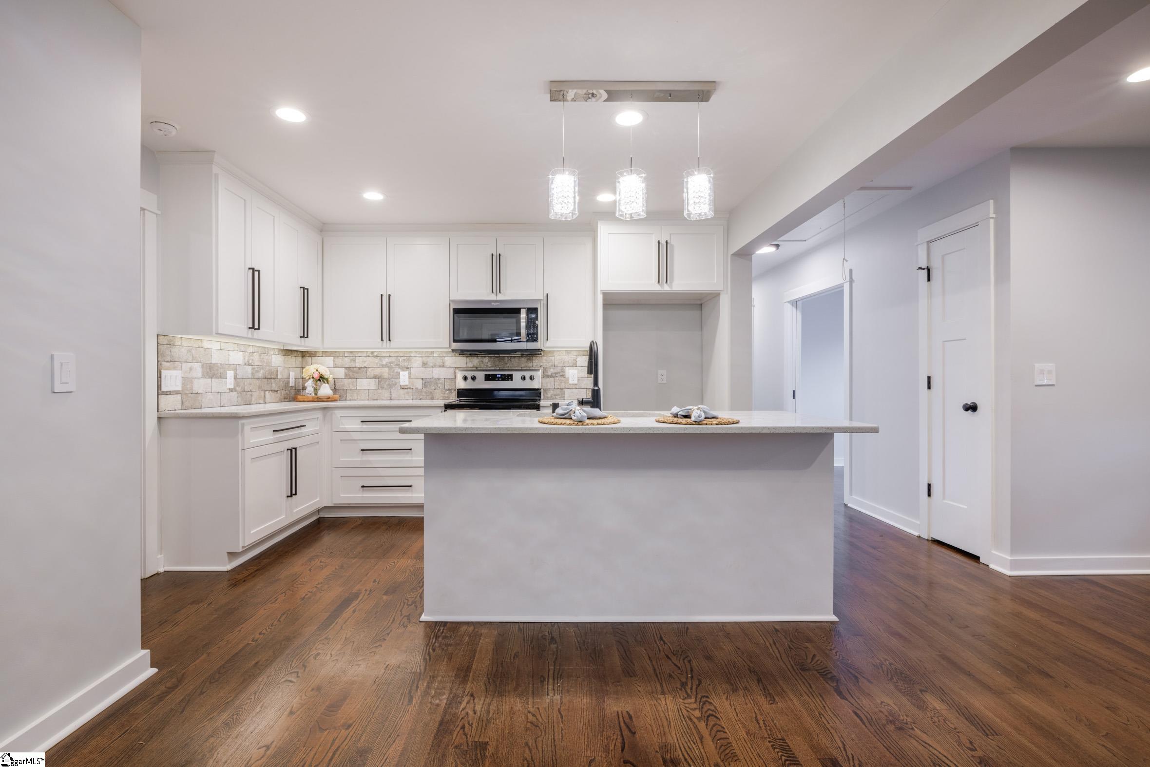 207 Briarcliff Drive Property Photo 13