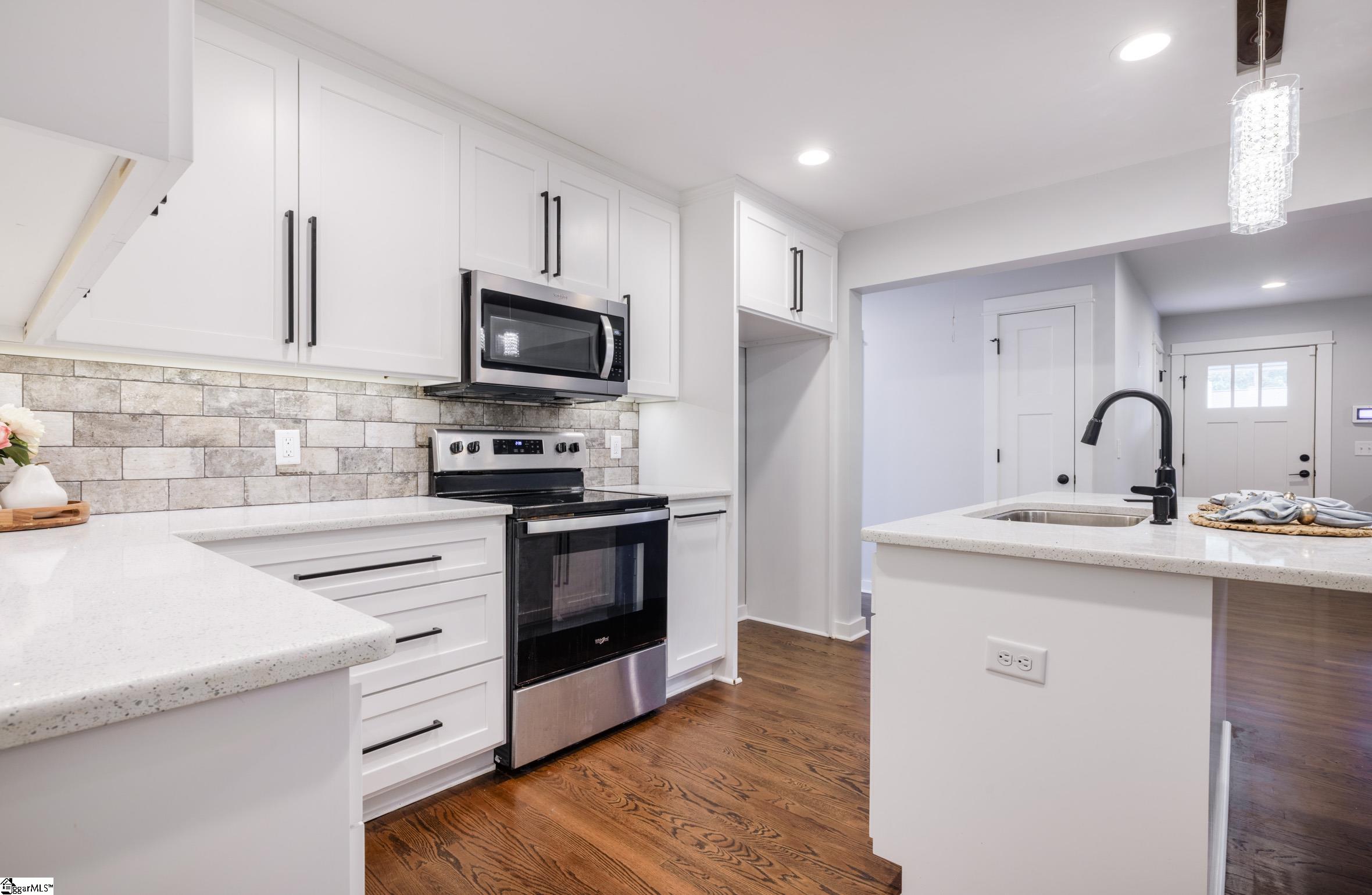 207 Briarcliff Drive Property Photo 15