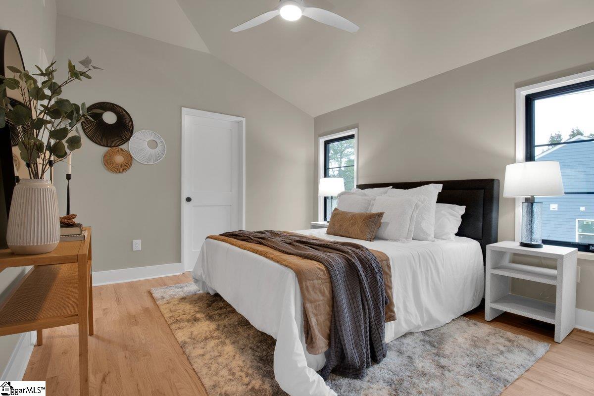 210 Woodfield Avenue Property Photo 4