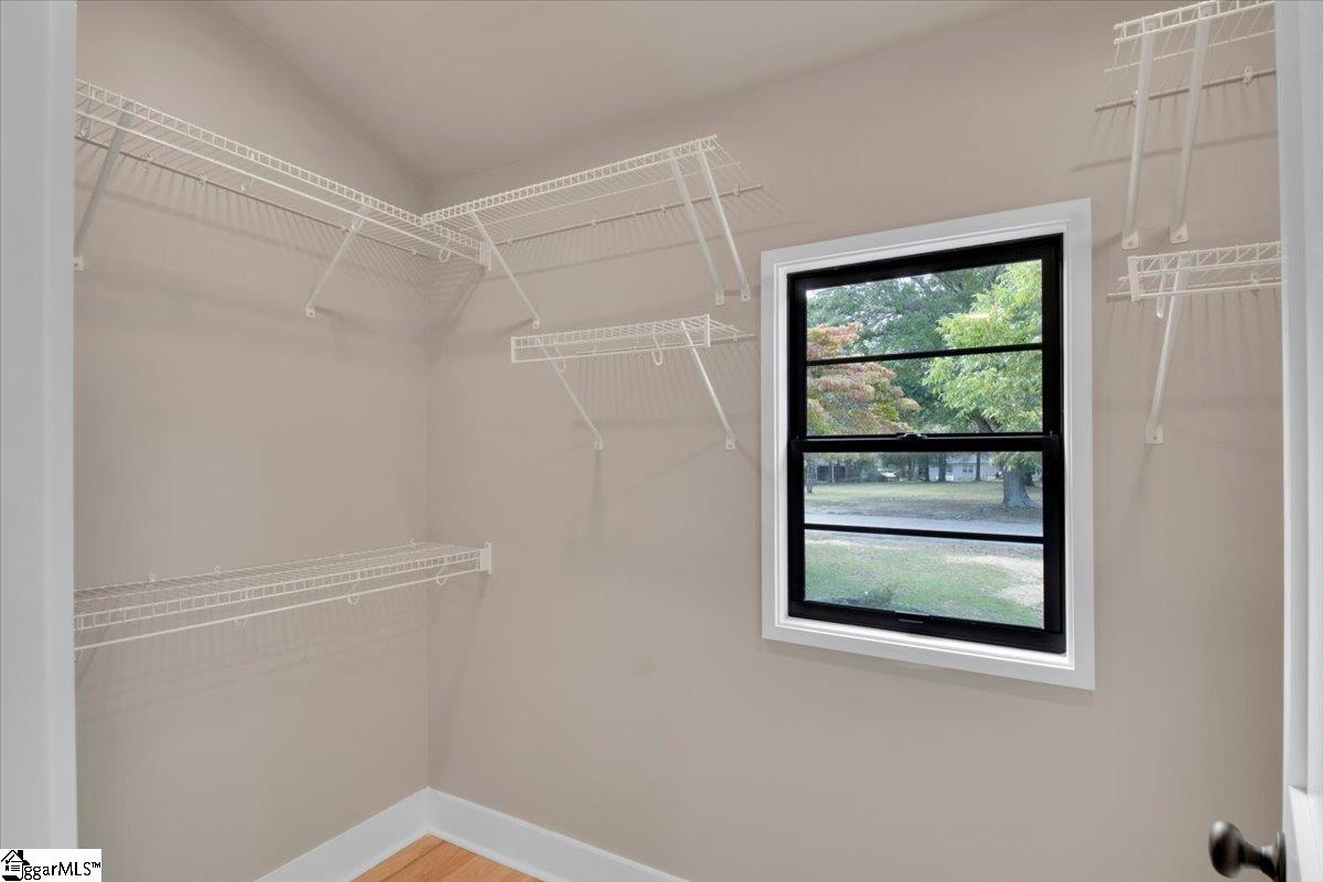 210 Woodfield Avenue Property Photo 11