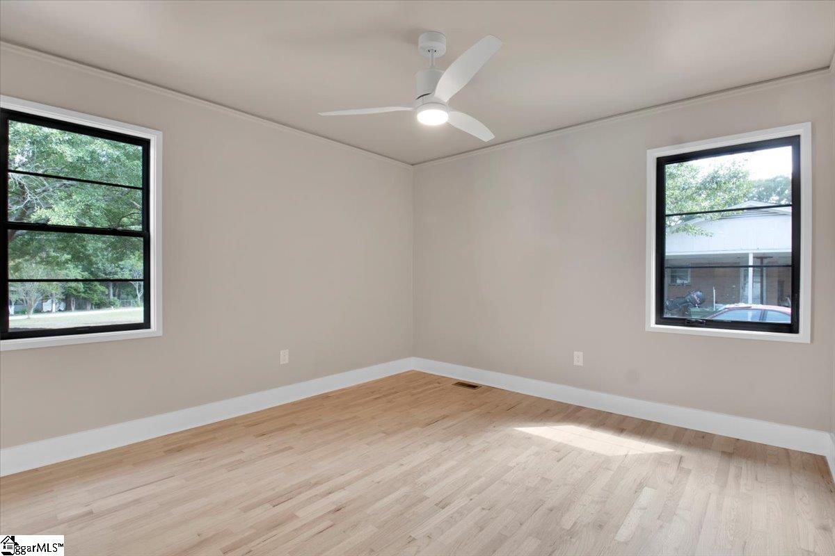 210 Woodfield Avenue Property Photo 18