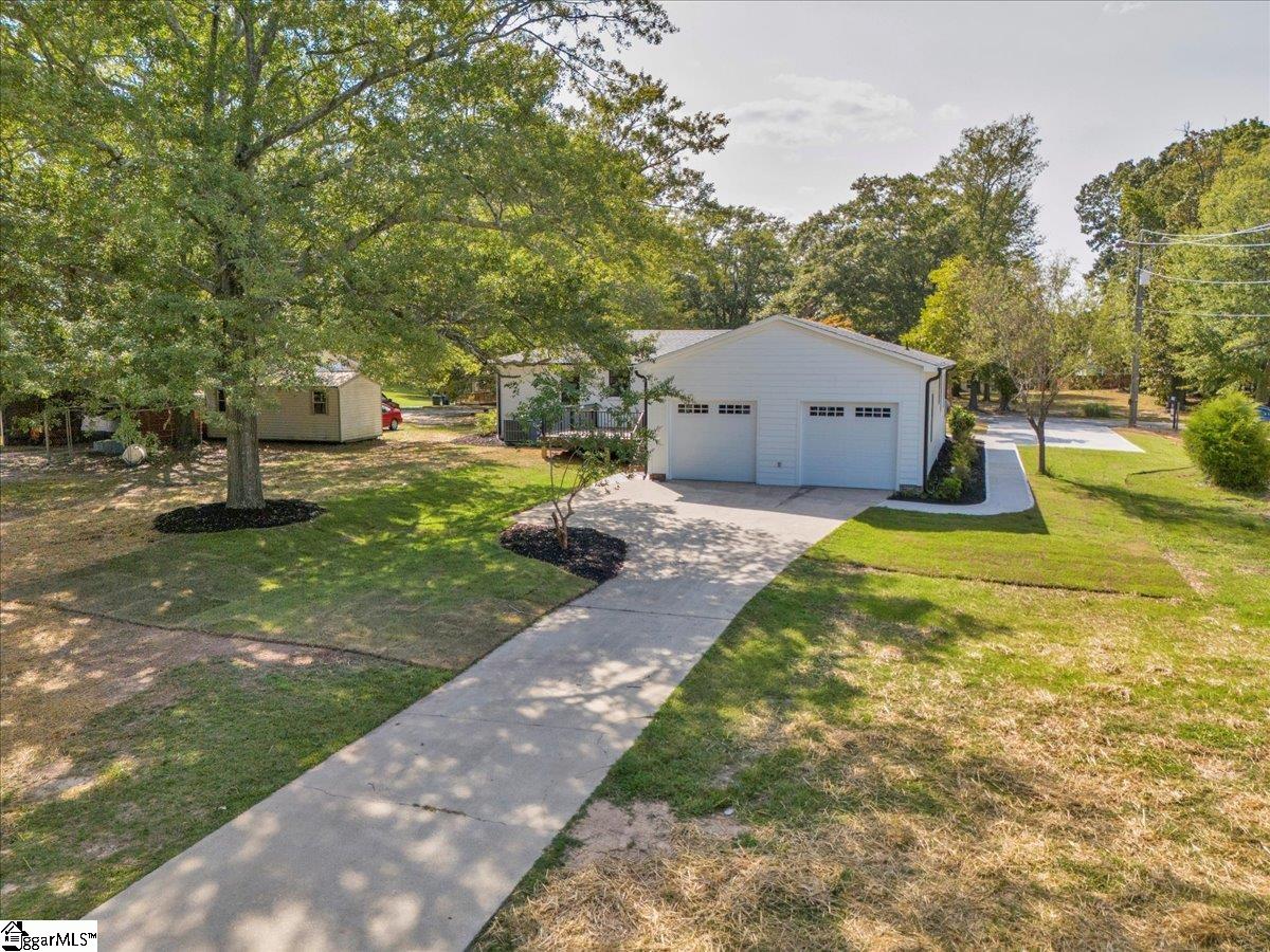 210 Woodfield Avenue Property Photo 24