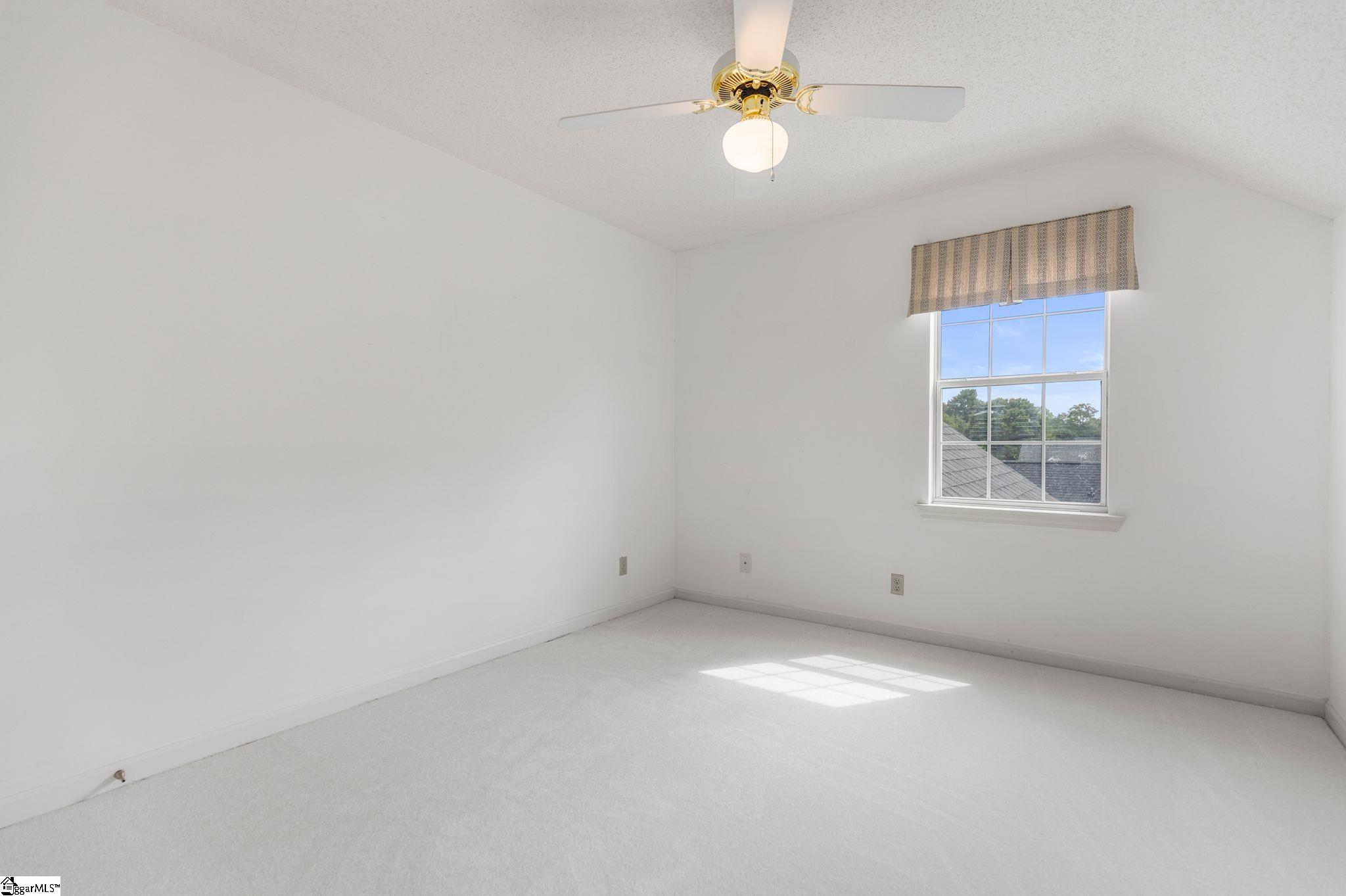 140 Oak Valley Drive Property Photo 15