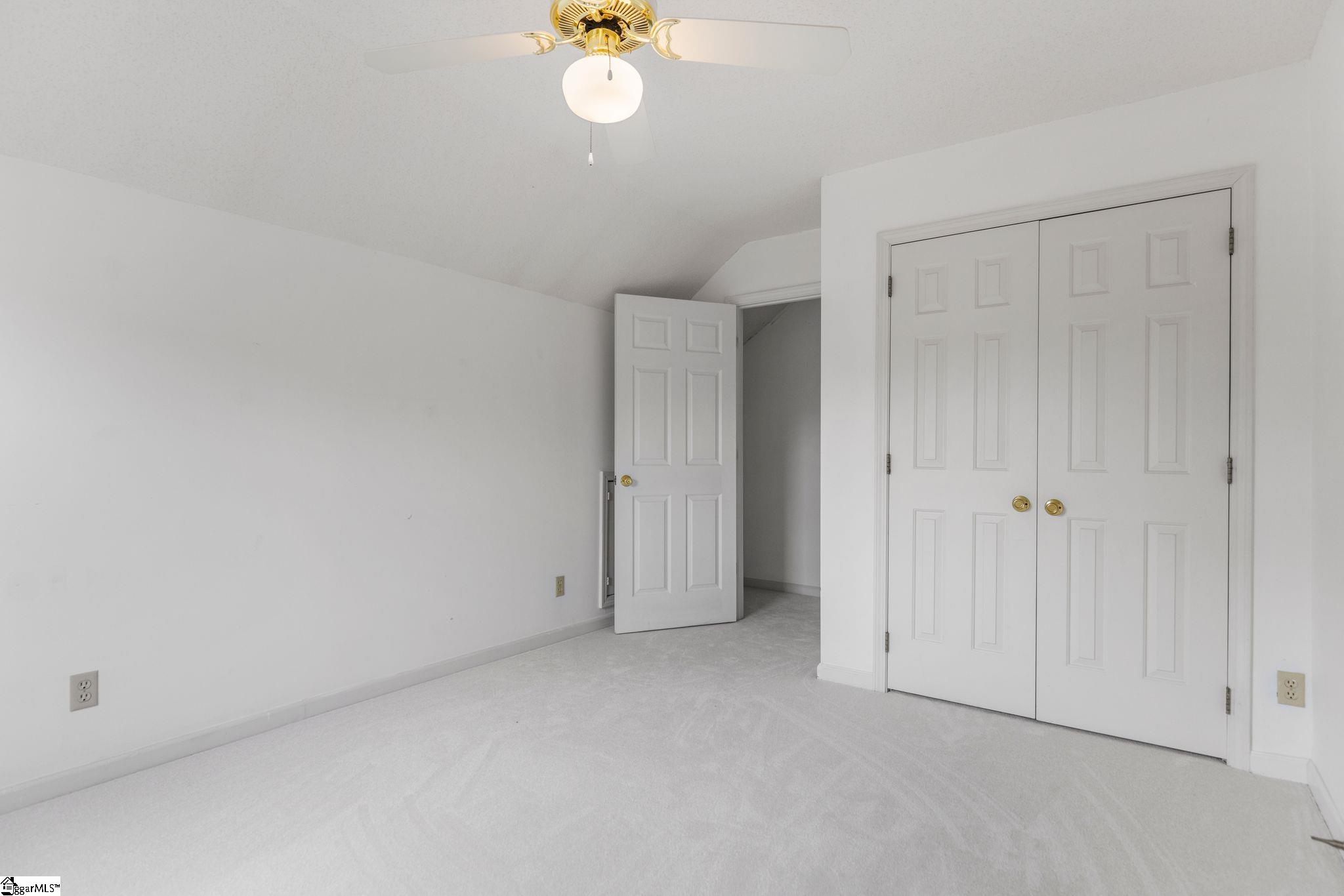 140 Oak Valley Drive Property Photo 16