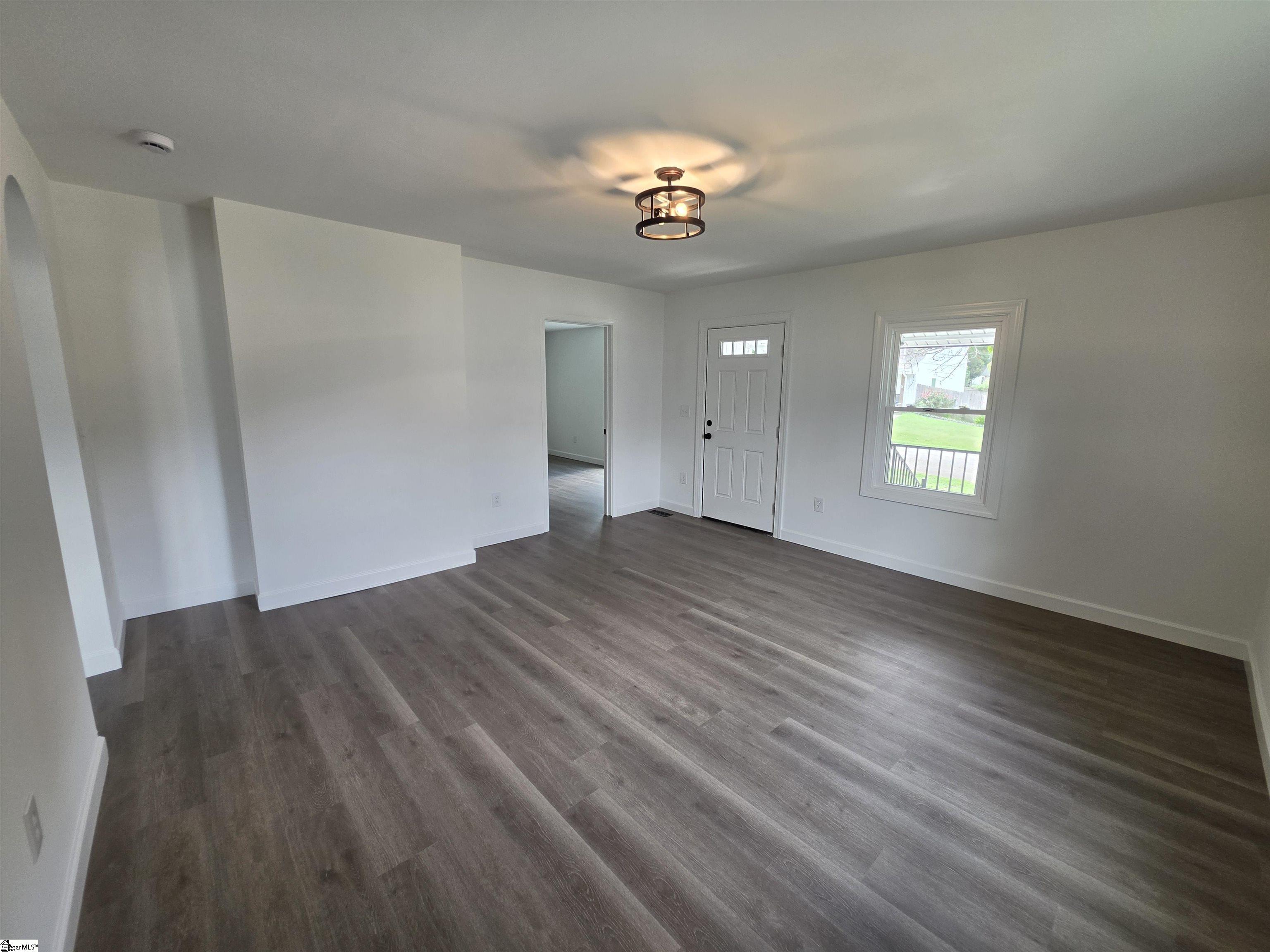 8 W First Street Property Photo 6