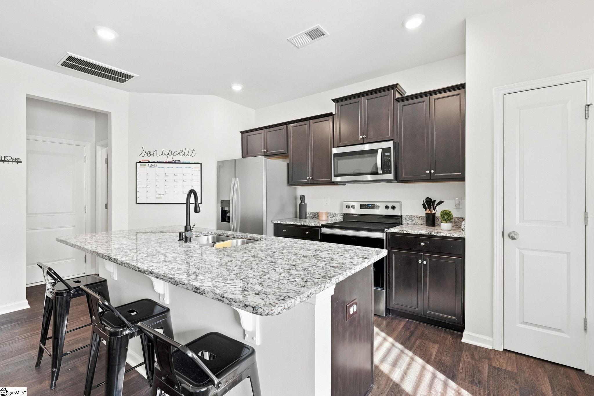 1354 Wunder Way Property Photo 8