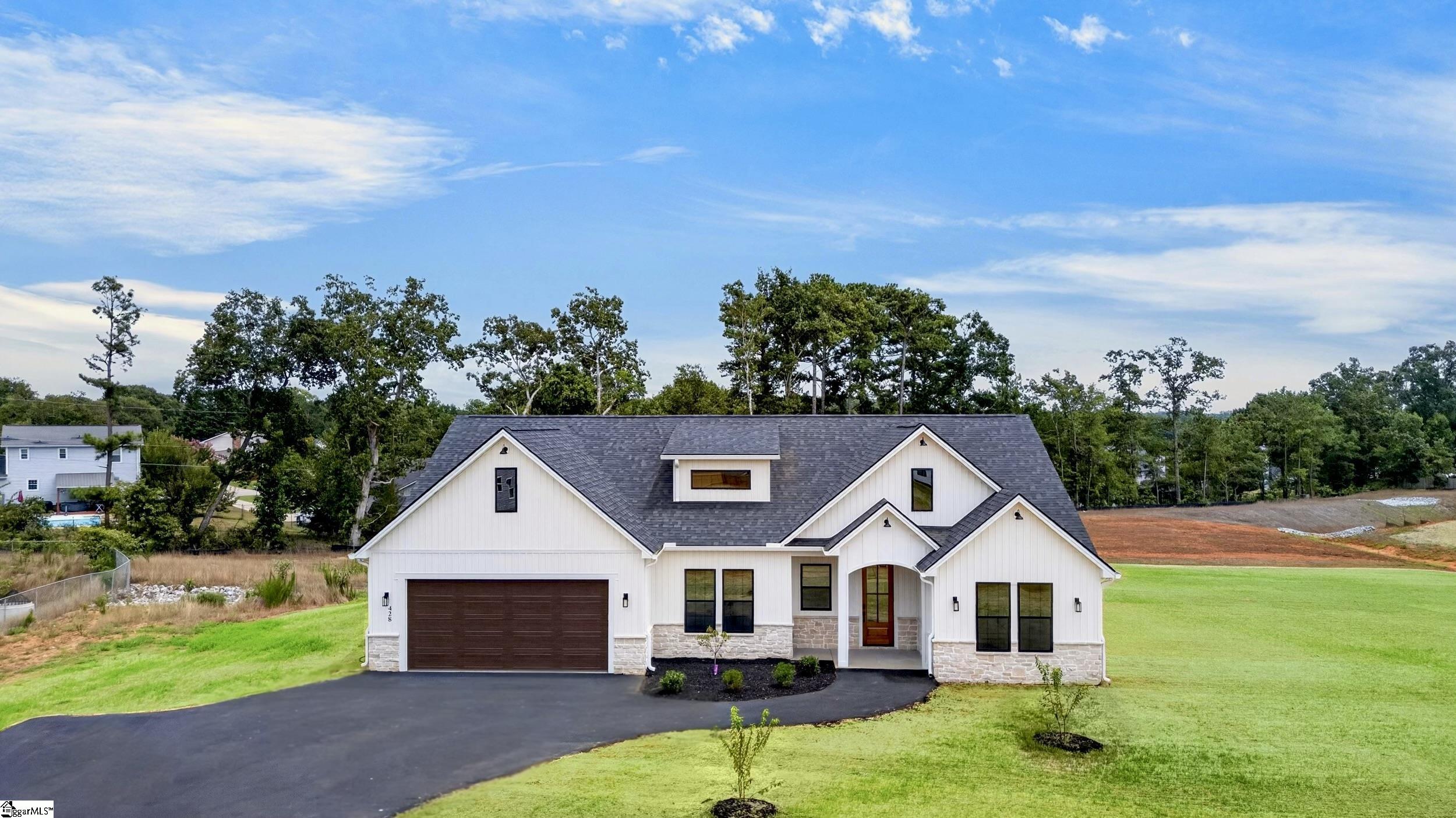 428 Blume Road Property Photo 4