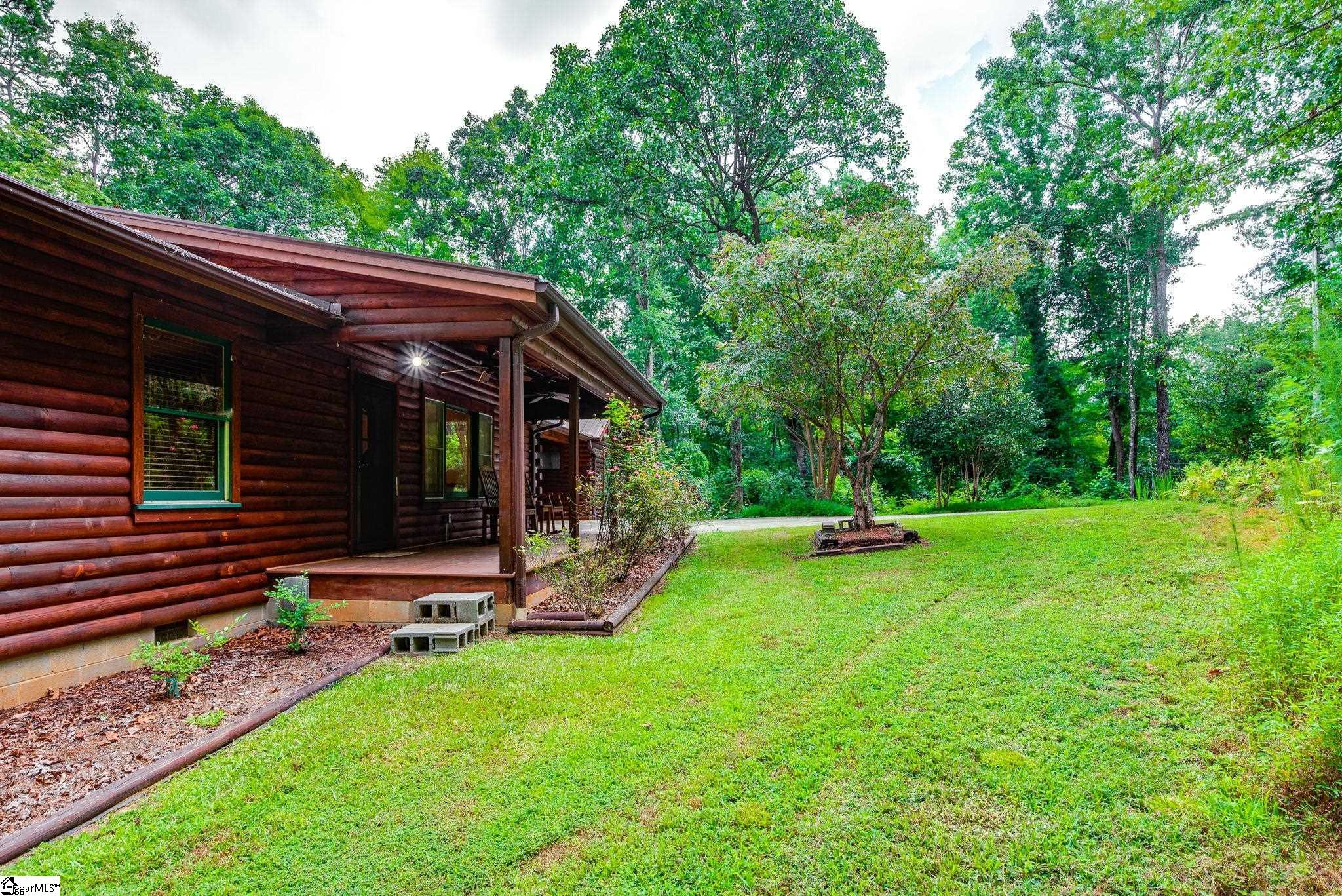 1210 S Saluda Road Property Photo 3