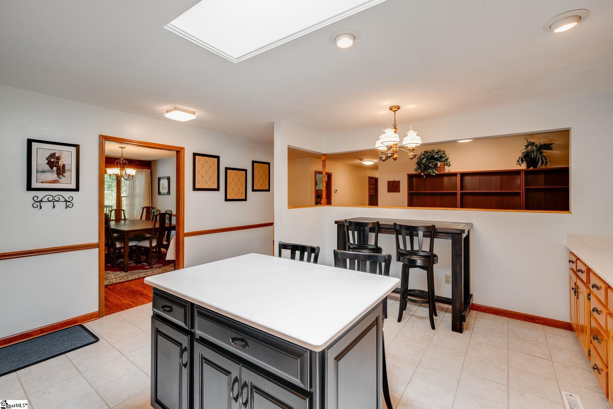 1210 S Saluda Road Property Photo 11