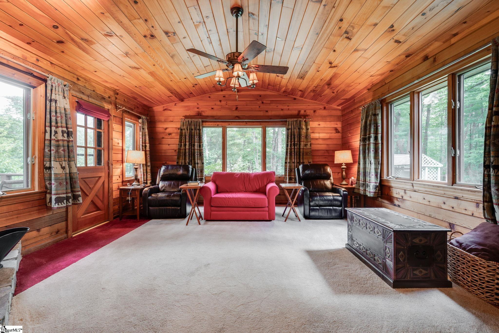 1210 S Saluda Road Property Photo 14