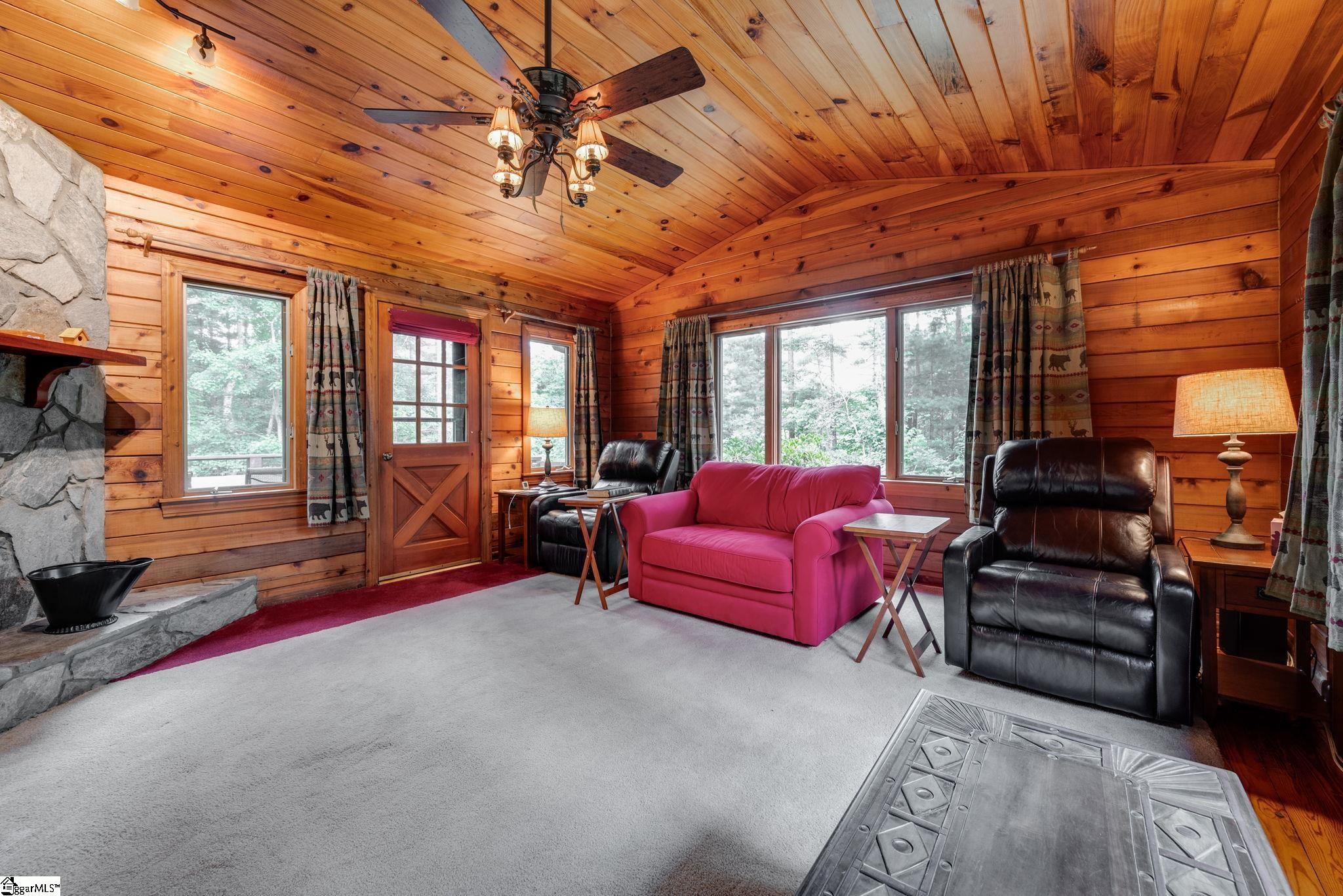 1210 S Saluda Road Property Photo 17