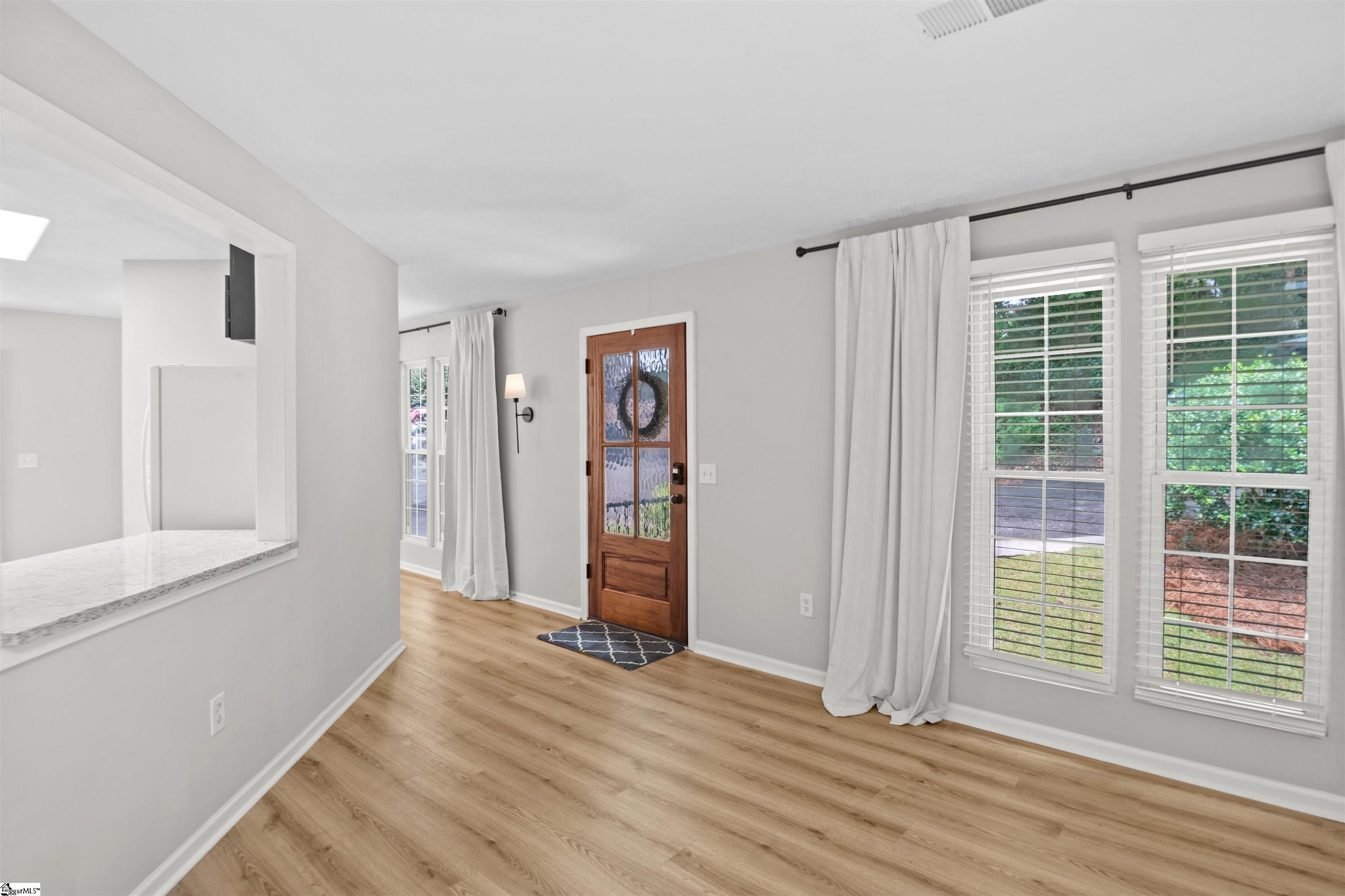 114 Brookview Circle Property Photo 8